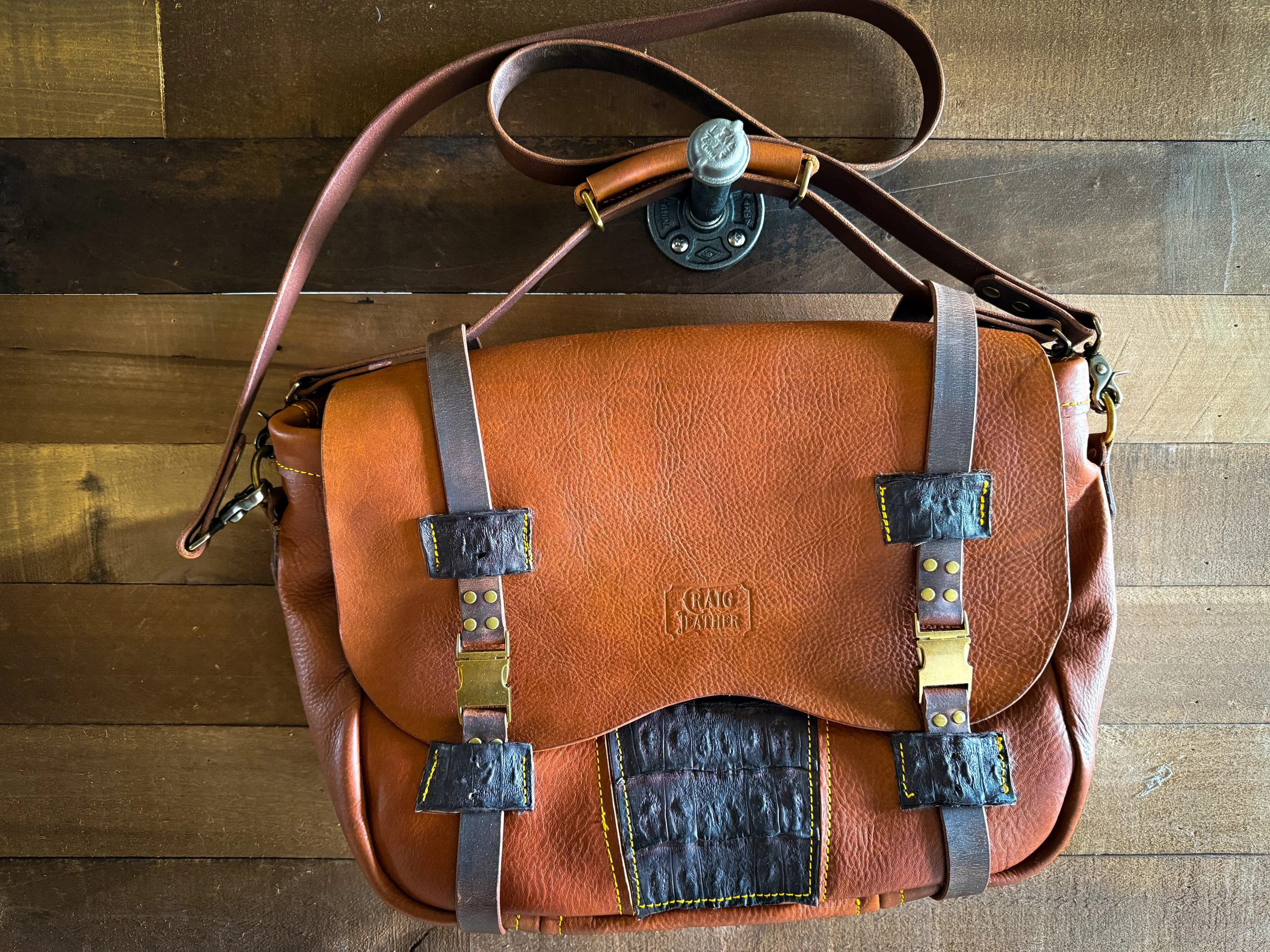 Messenger Style Laptop bag