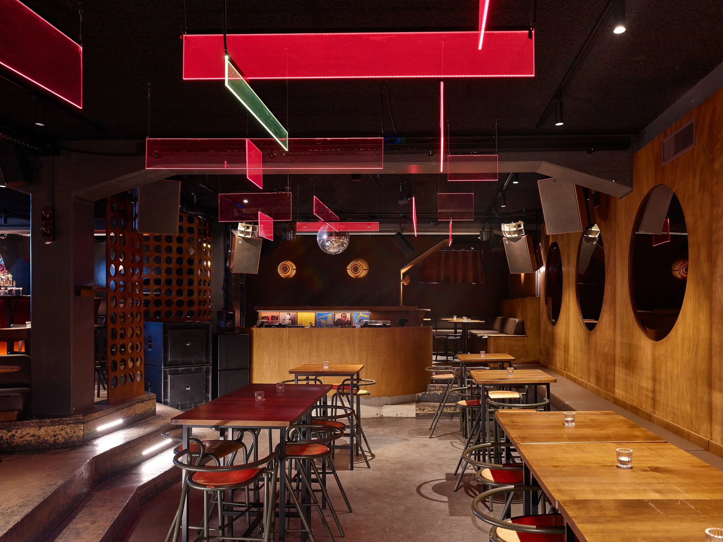 Kustik-Raumakustik-Loesung-Projekt-Say-Bar-Zuerich_6.jpg