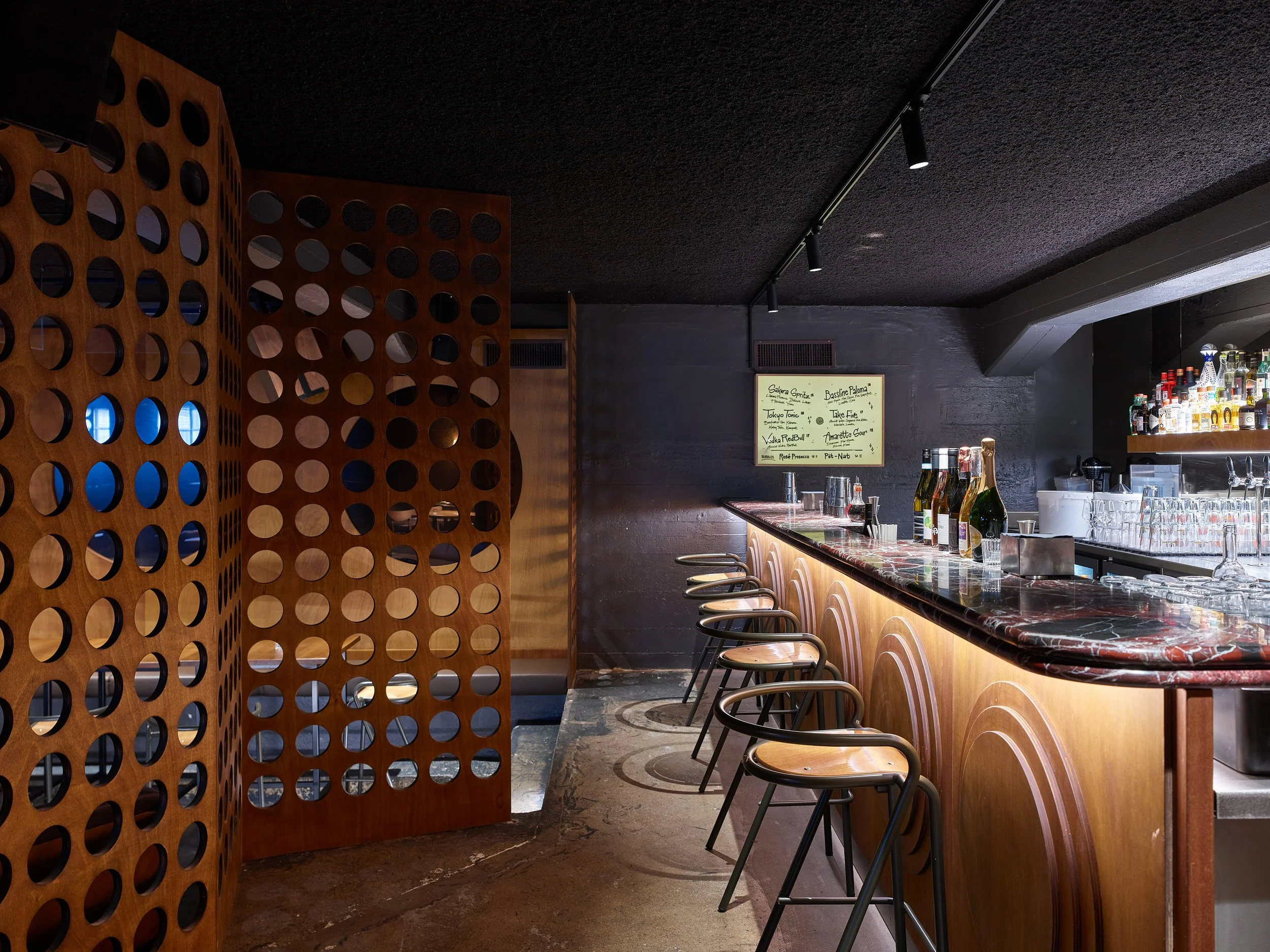 Kustik-Raumakustik-Loesung-Projekt-Say-Bar-Zuerich_7.jpg