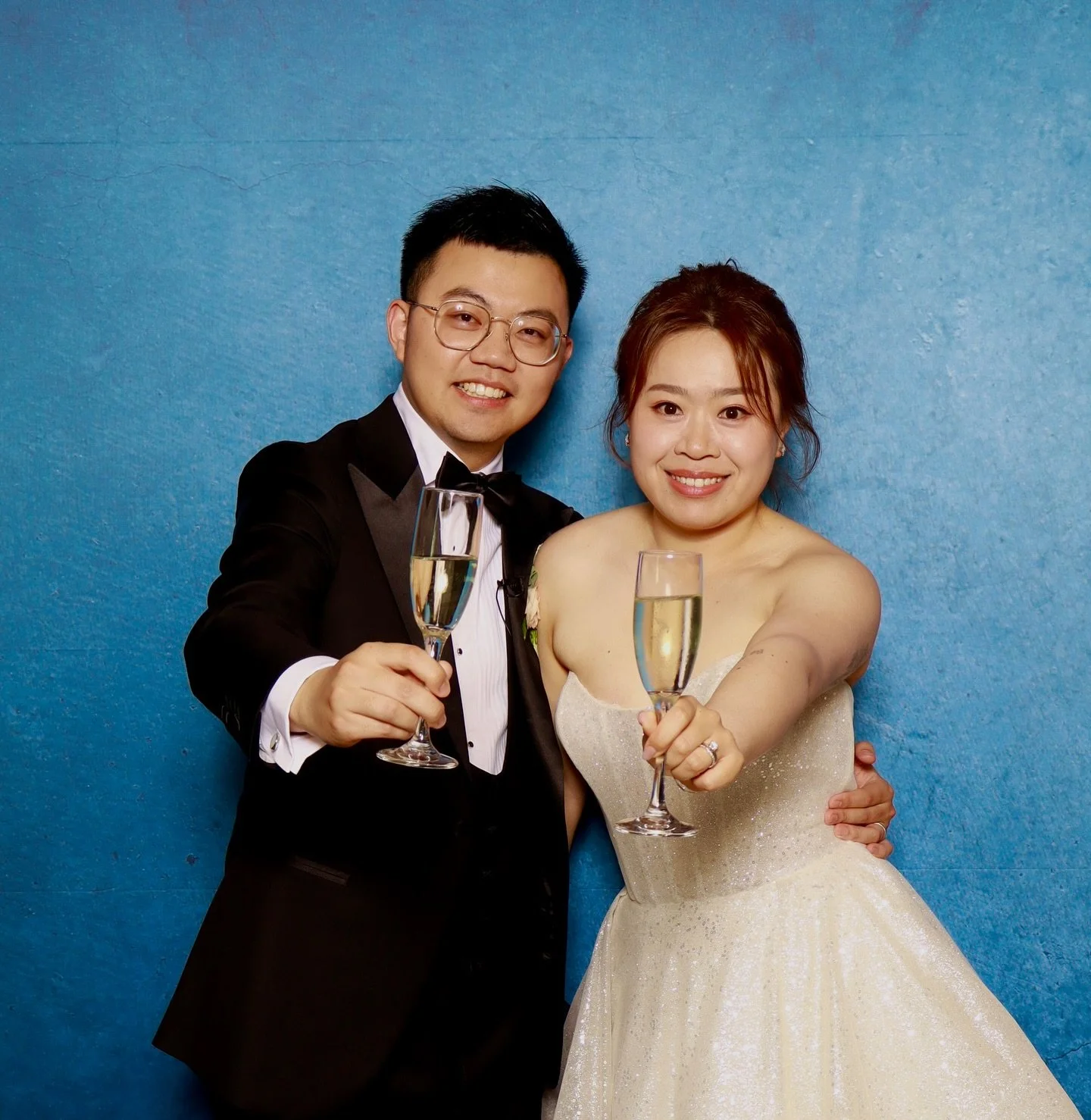 📸🎞️💃🕺
Step into the Studio Booth and redefine your expectations for event photography. This isn't just a photo booth; it's a meticulously crafted luxury experience designed to deliver unparalleled image quality. You'll believe your portraits were