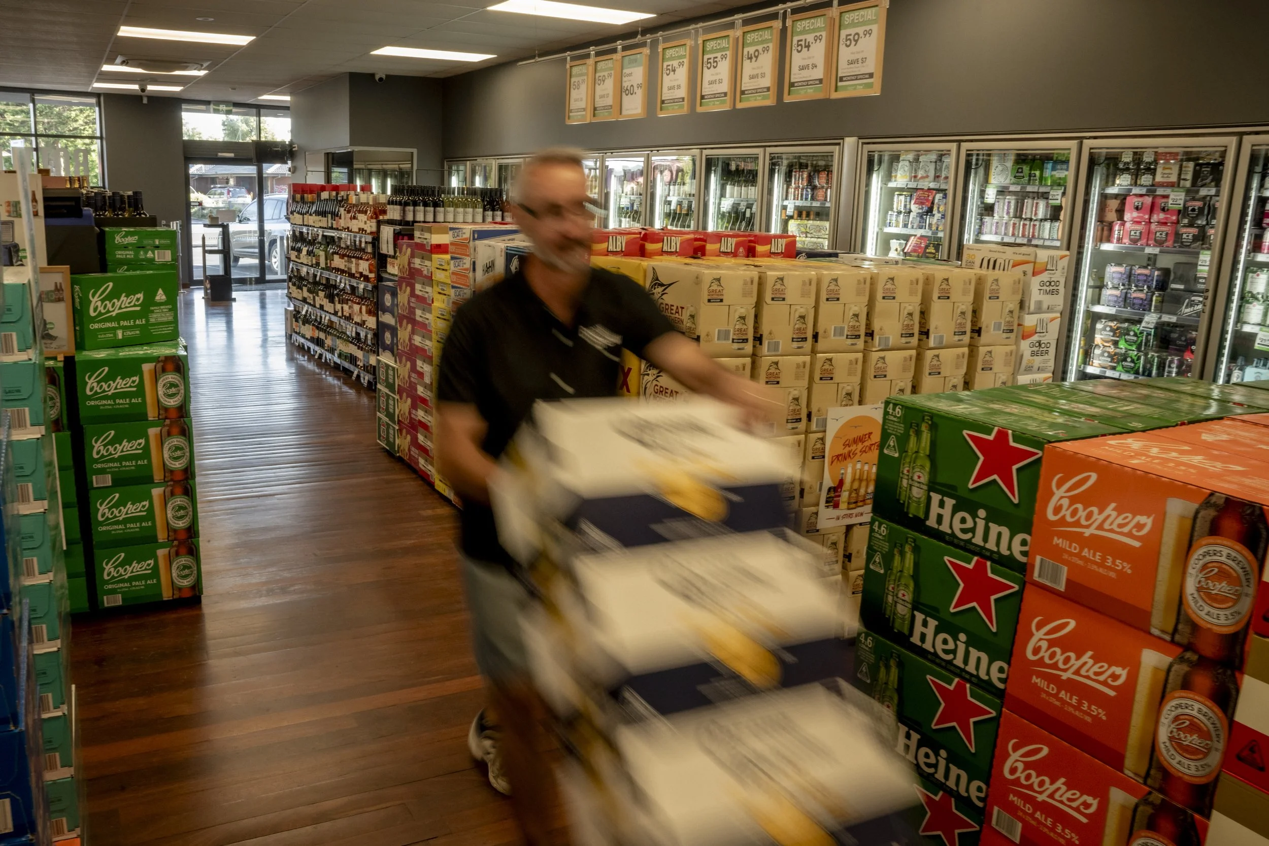 Stress-Free Event Planning: Why Liquor Delivery in Busselton Is a Game-Changer