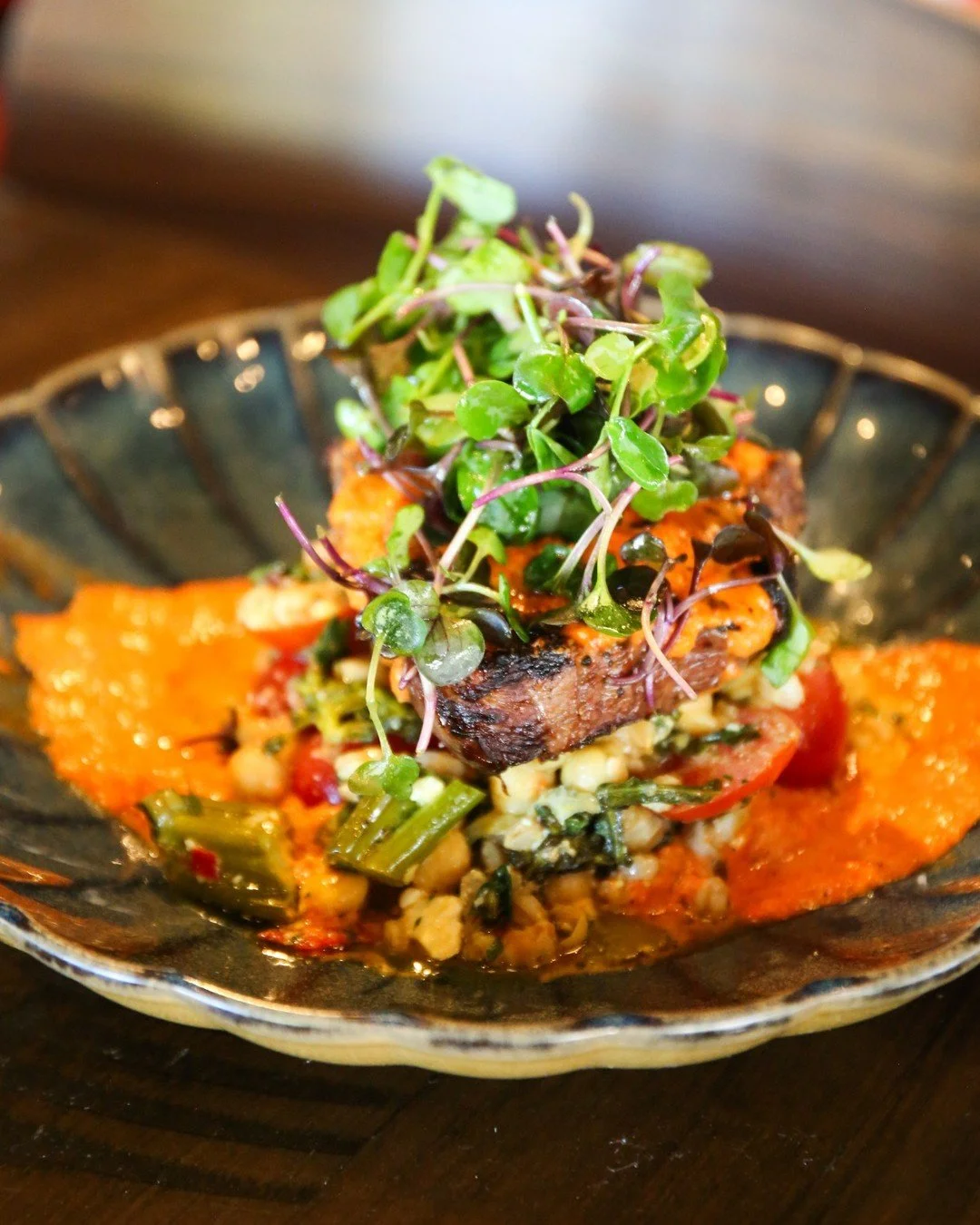 Steak lovers, this one&rsquo;s for you 🔥

Our Romesco Sirloin features a 7 oz sirloin paired with blistered broccolini, farro, tomatoes, and feta, finished with fresh parsley, lemon oil, and our house-made romesco sauce. Bold flavors, bright spring 