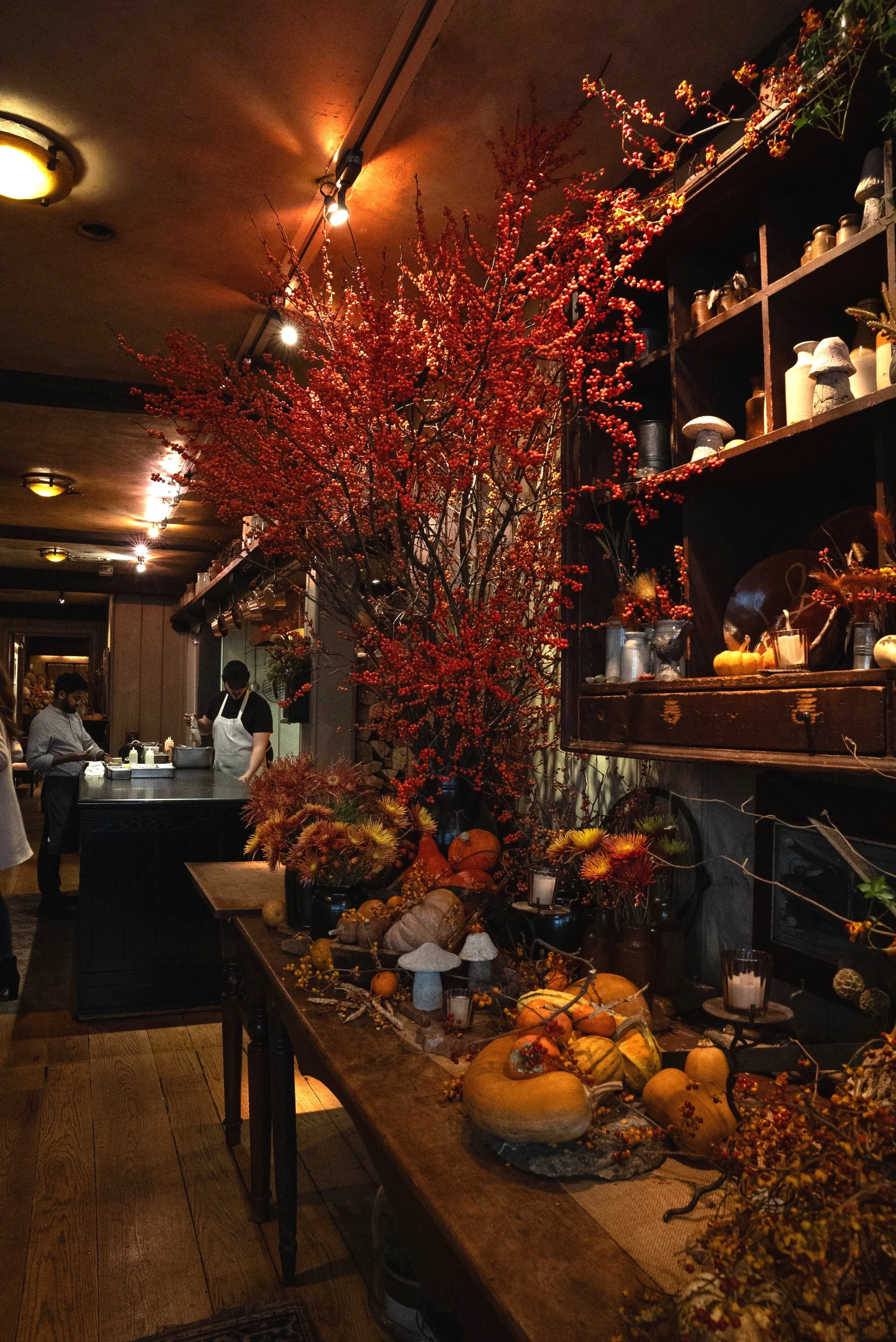 Gramercy Tavern Decor