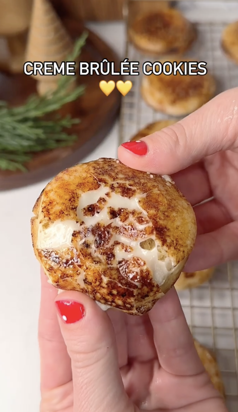 Delish Creme Brulee Cookies - Producer/Videography/Video Editing - 300K+ Views