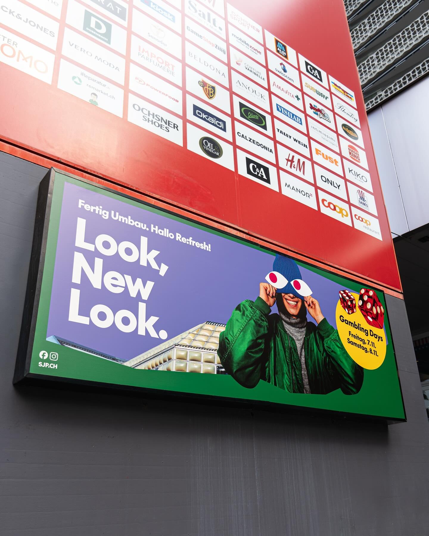 Look, New Work! Nach dem grossen Umbau feiert unser Kunde @stjakobpark_basel seinen neuen Look im Center. Passend zum aufgefrischten Style, durften wir auch den Auftritt des Centers nach Aussen &uuml;berarbeiten. Das neue Kommunikationskonzept ist fr