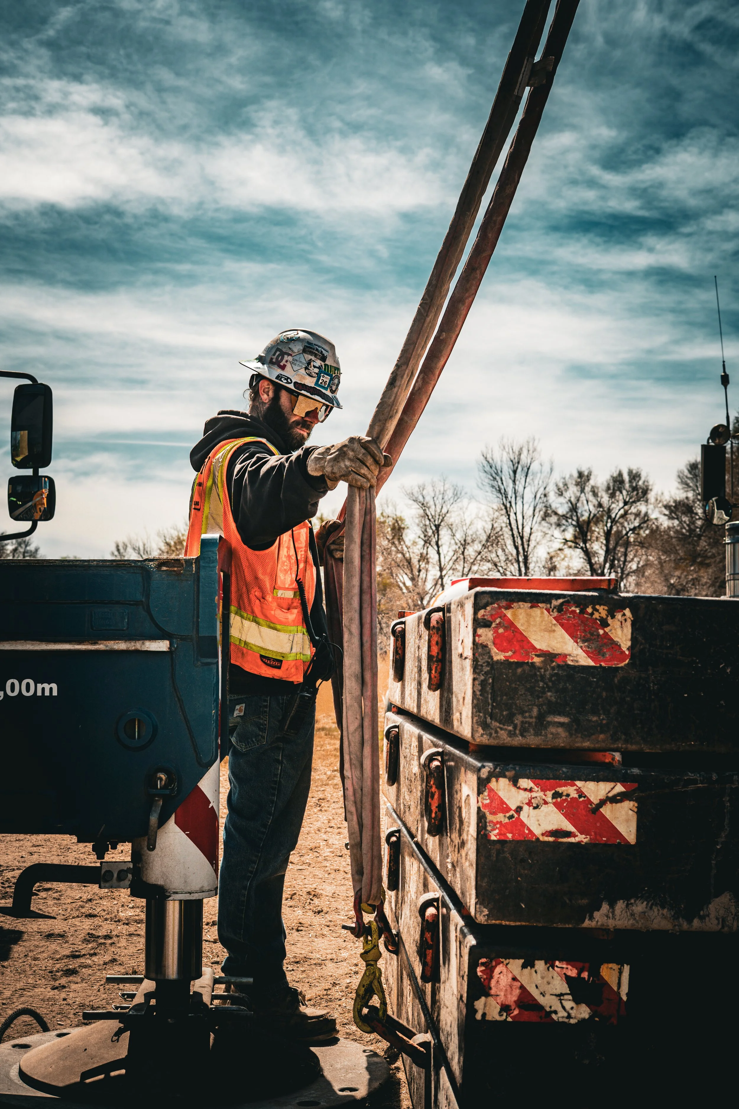 Rigger Holding Straps
