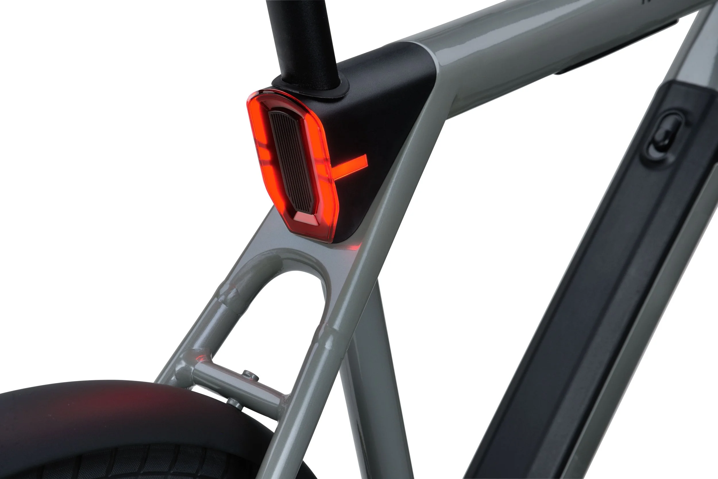 Raleigh ONE grey rear light on.jpg