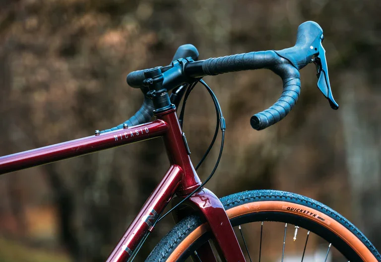 2025_MARIN_BIKES_NICASIO_2_HANDLEBAR.jpg.webp