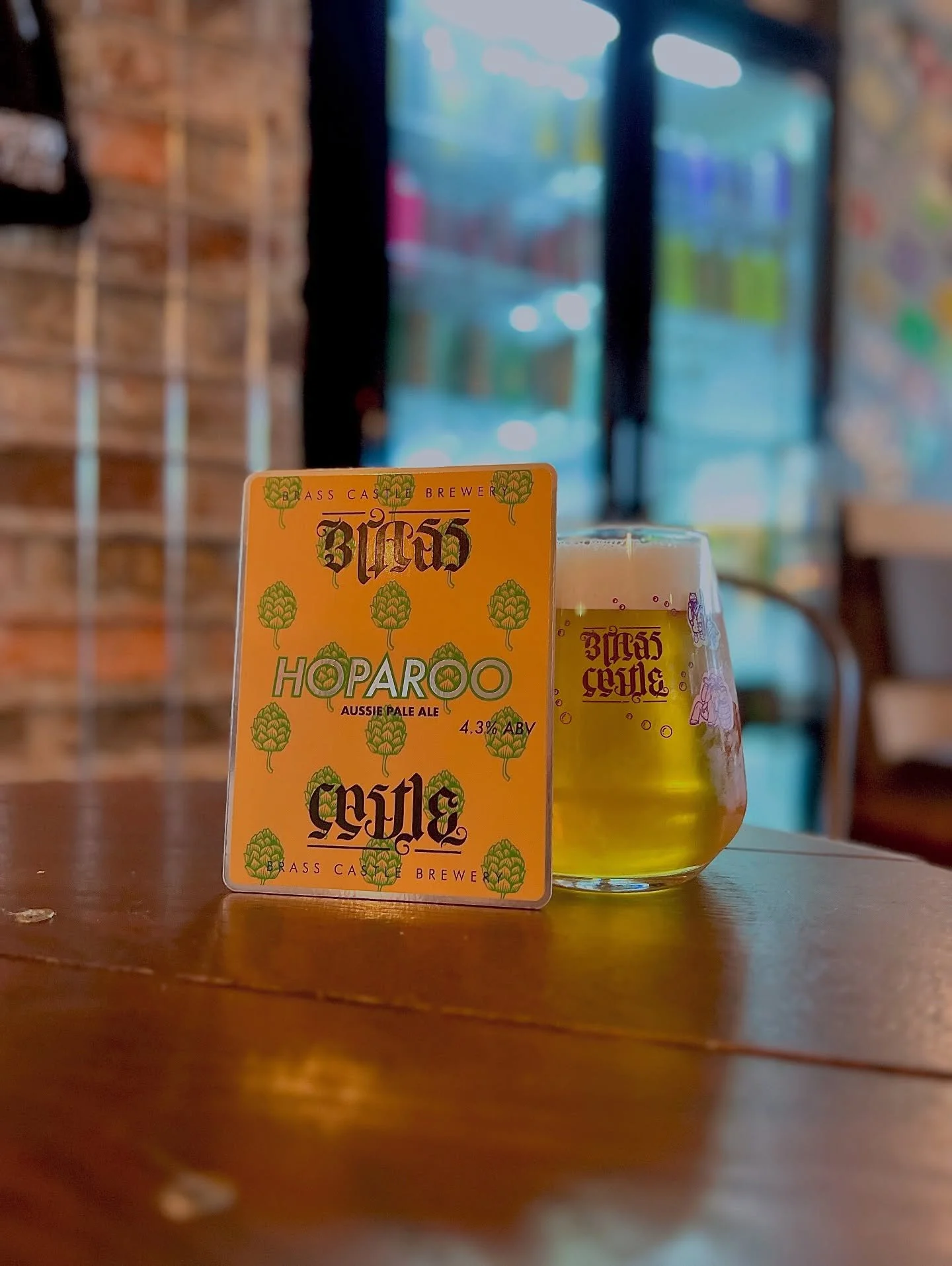 ✨HOPAROO 4.3% AUSSIE PALE ALE✨

Aussie Aussie Aussie! This sunny and sinkable pale is the perfect showcase for some awesome Australian hops. Big tropical flavours from Vic Secret and Eclipse hops, with notes of mandarin, citrus peel and pineapple. Th