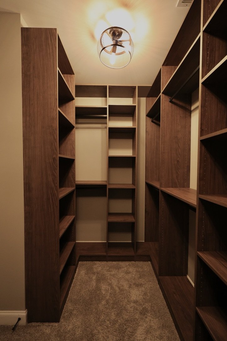 Master Closet - Cocoa