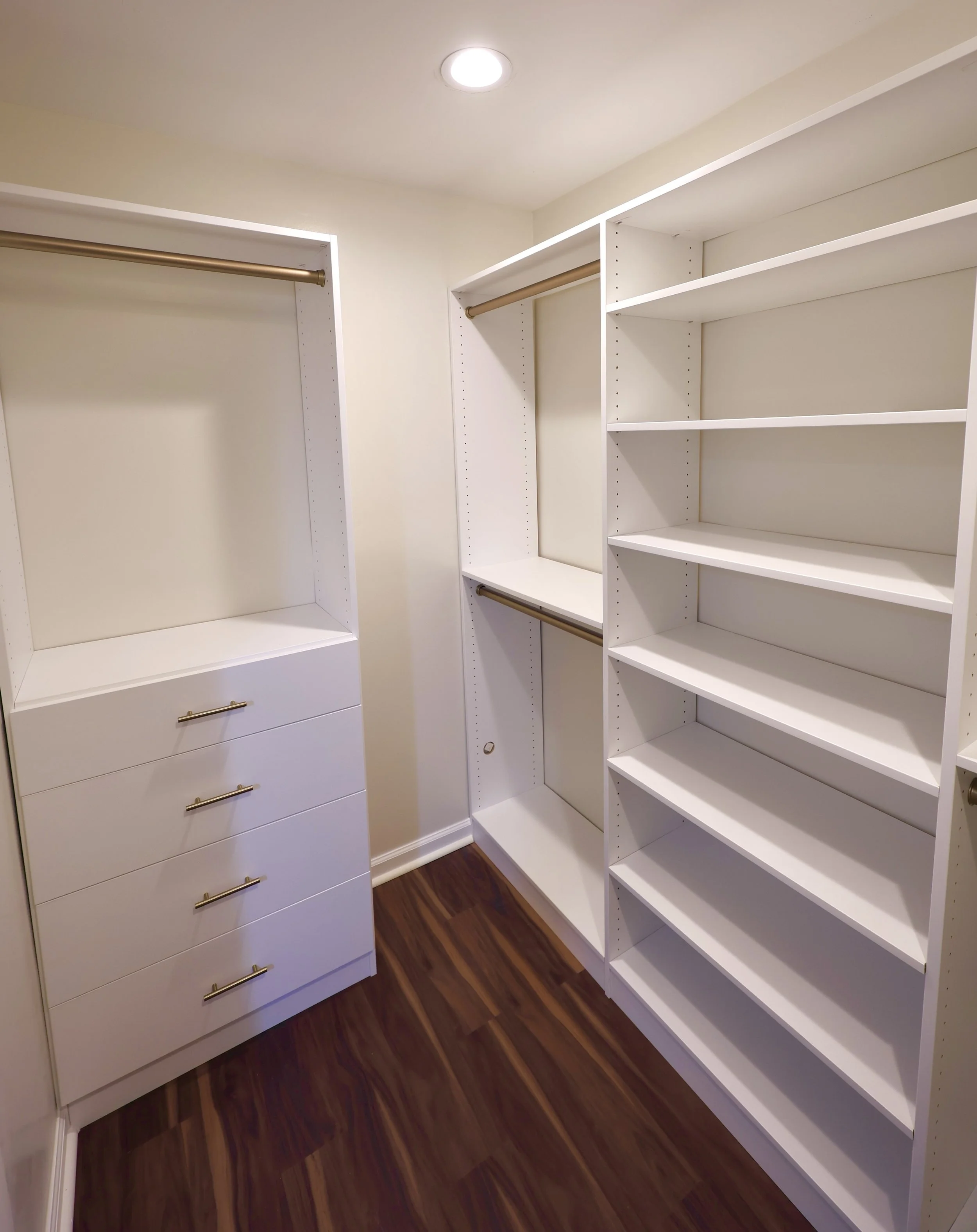 Walk-in Closet