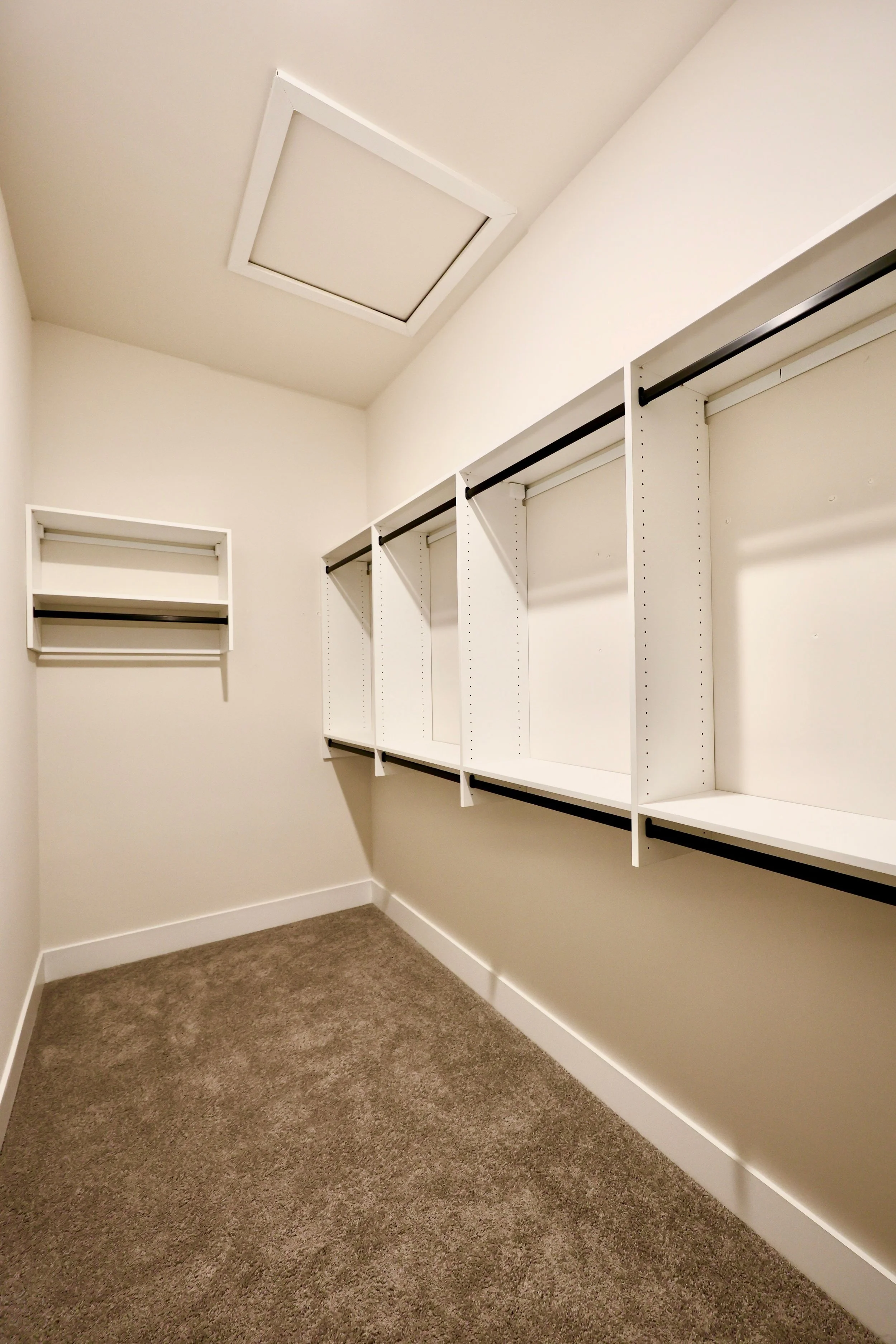 Walk-in Closet Wall Units