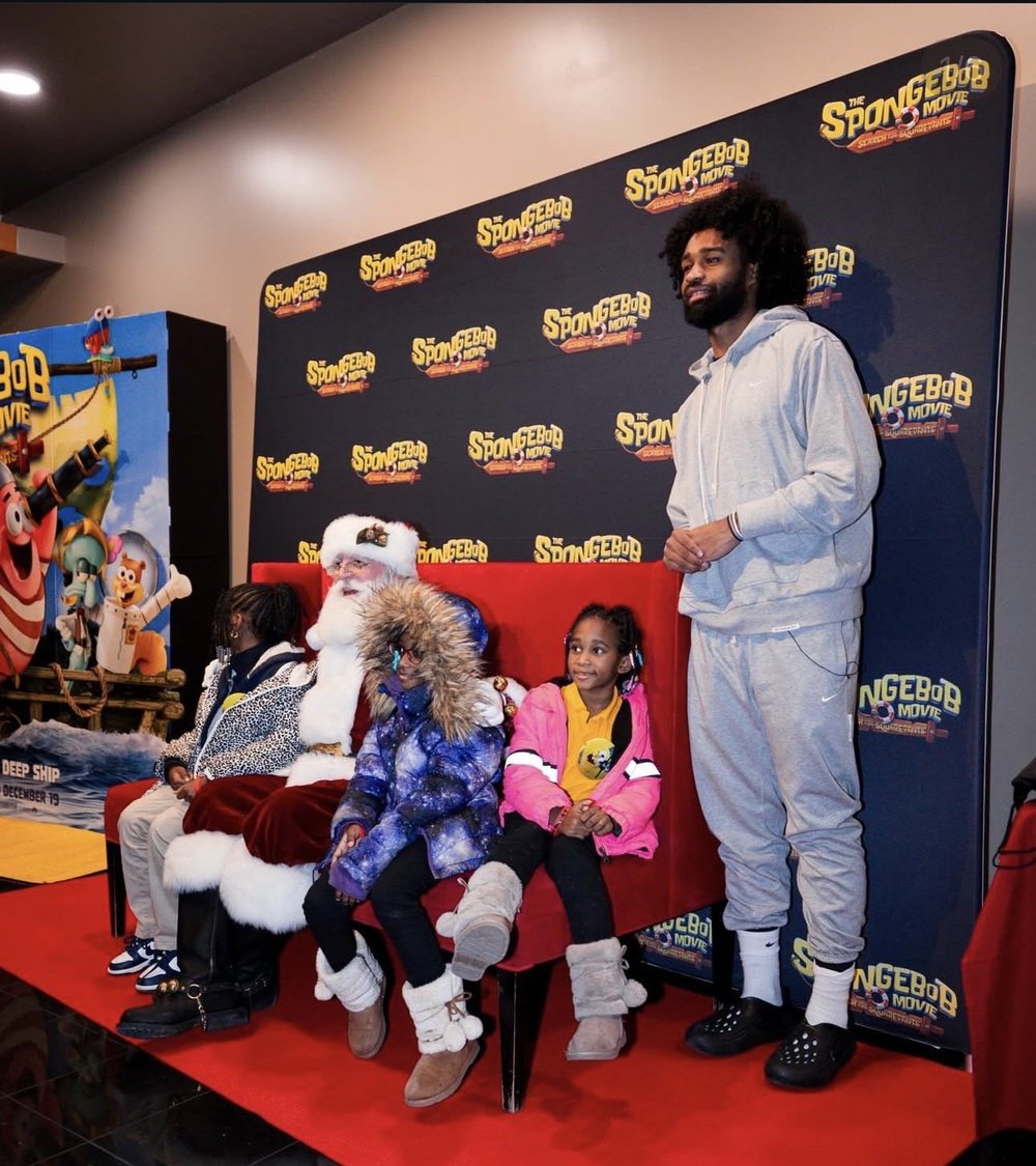 SpongeBob x Paramount Holiday Event
