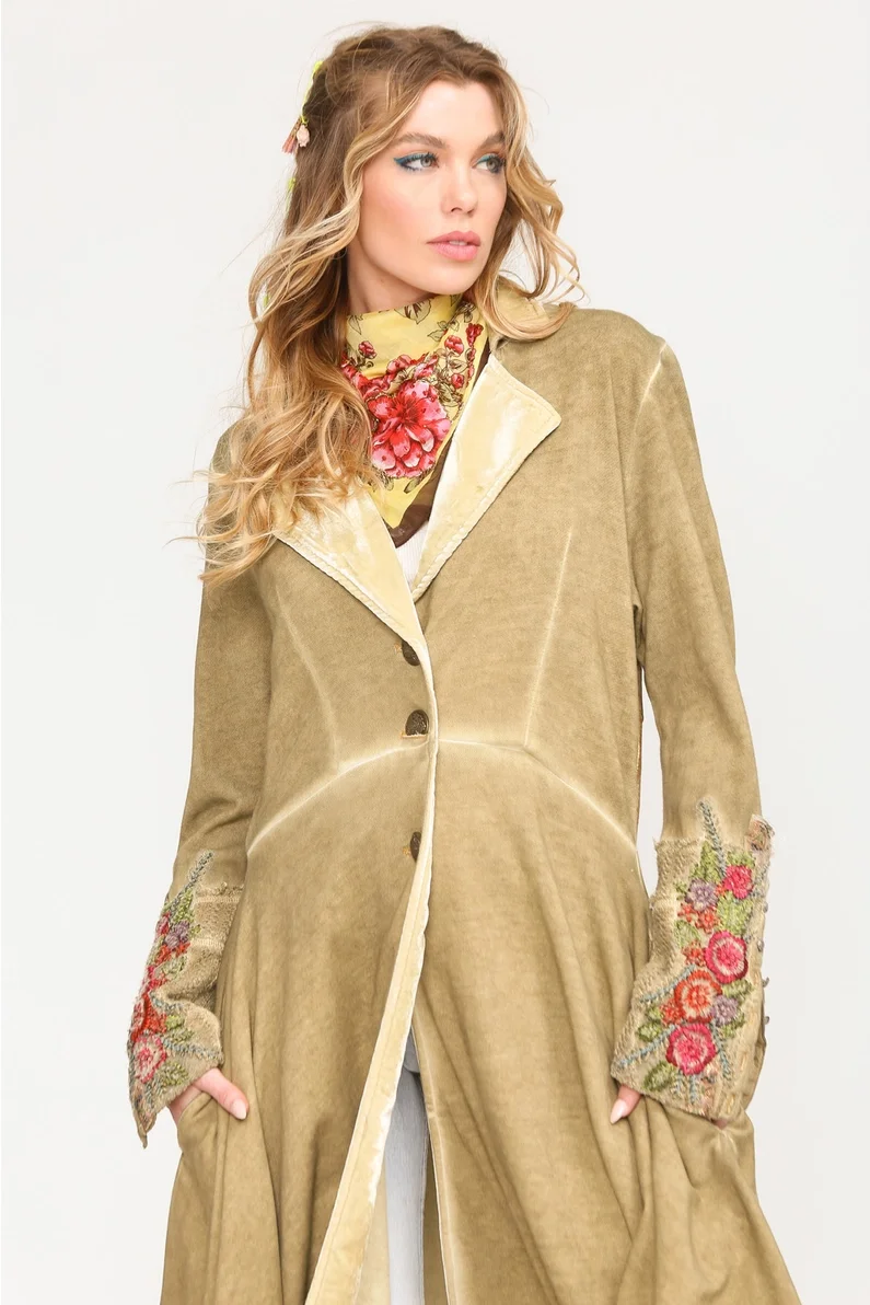 aratta coat 5.webp
