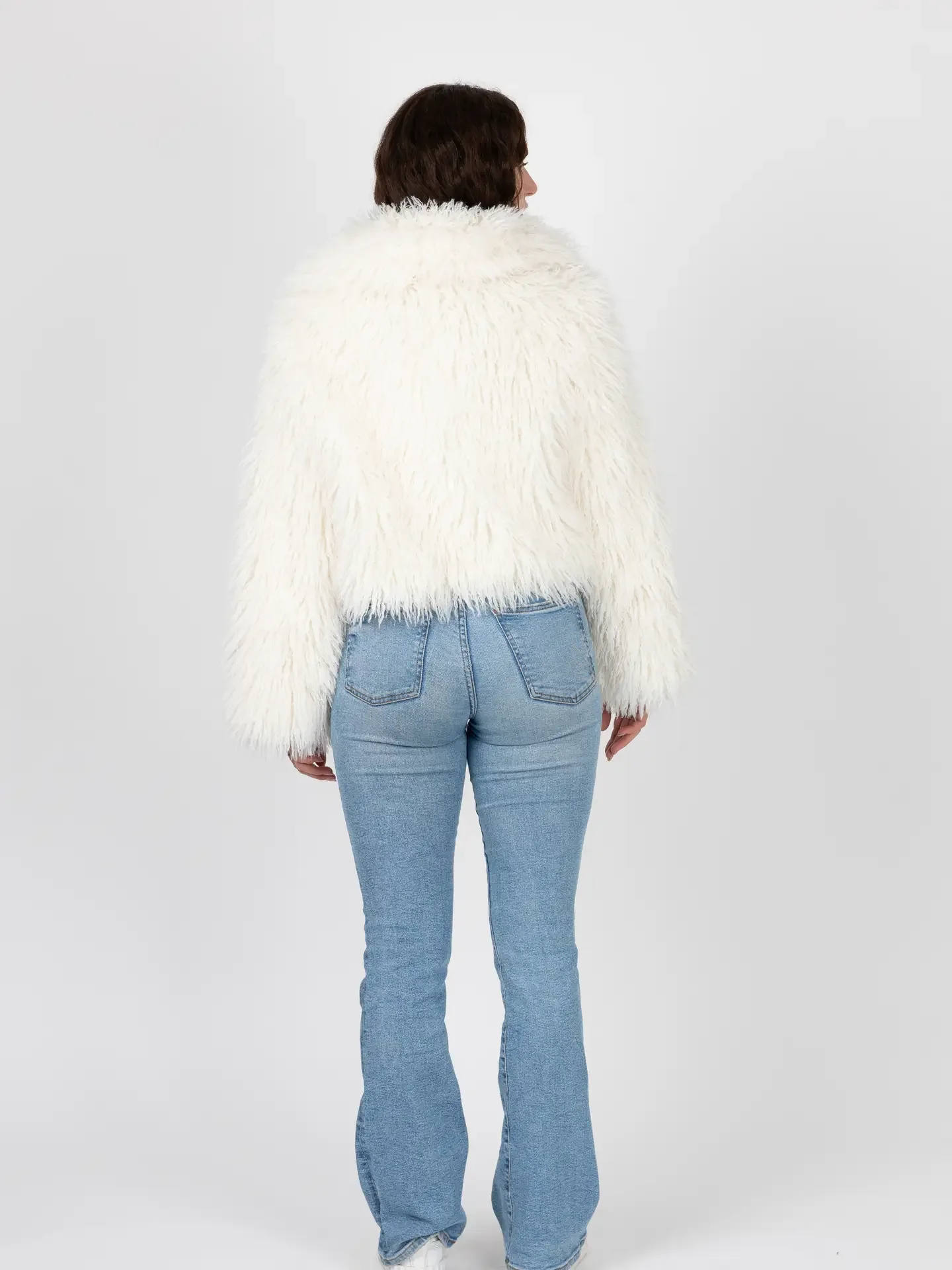 \website launch fur coat ivory 3.webp