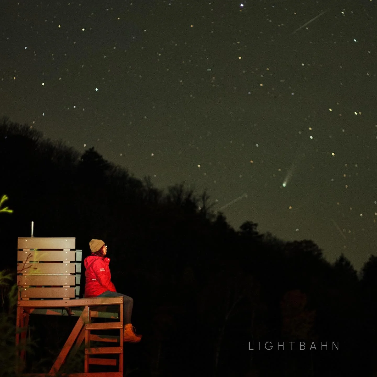 We had a beautiful night chasing Comet LEMMON last night. Thank you to everyone who joined us! We&rsquo;re planning a few more chases before the comet fades in the coming days. Viewing sessions will take place between Sunday, Oct 26 to Wednesday, Oct