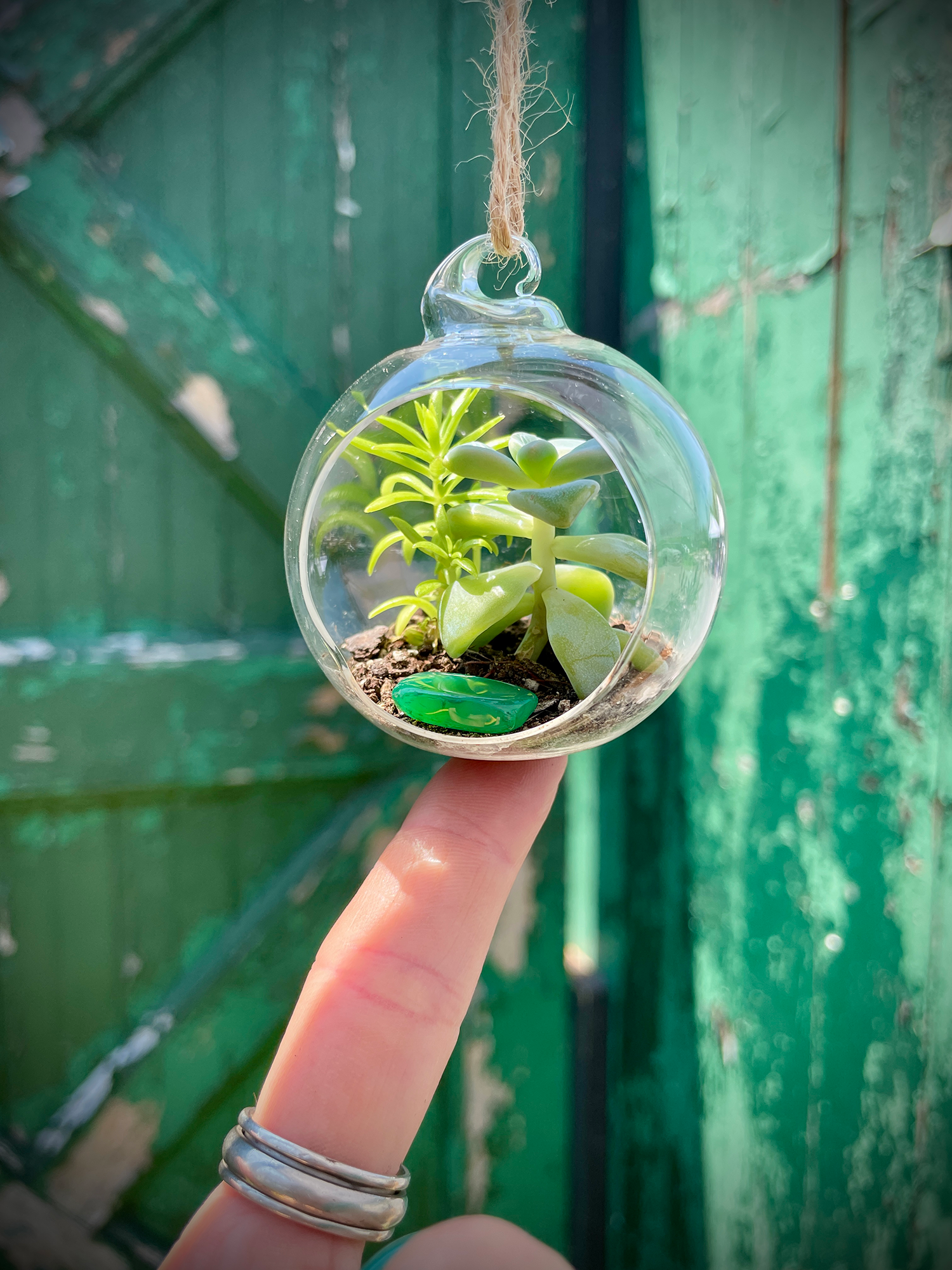 small globe (2")