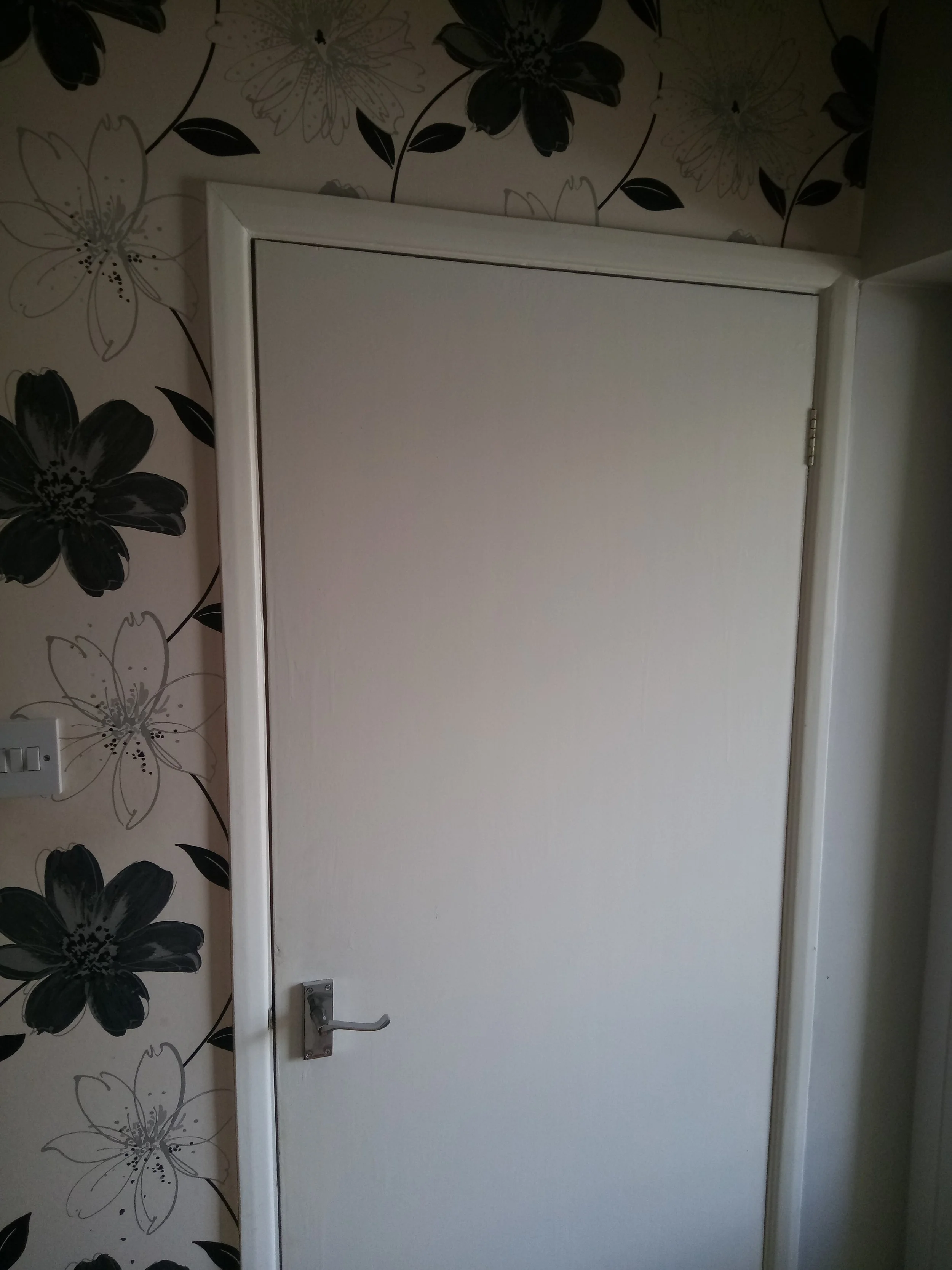 Reversing swing of internal door