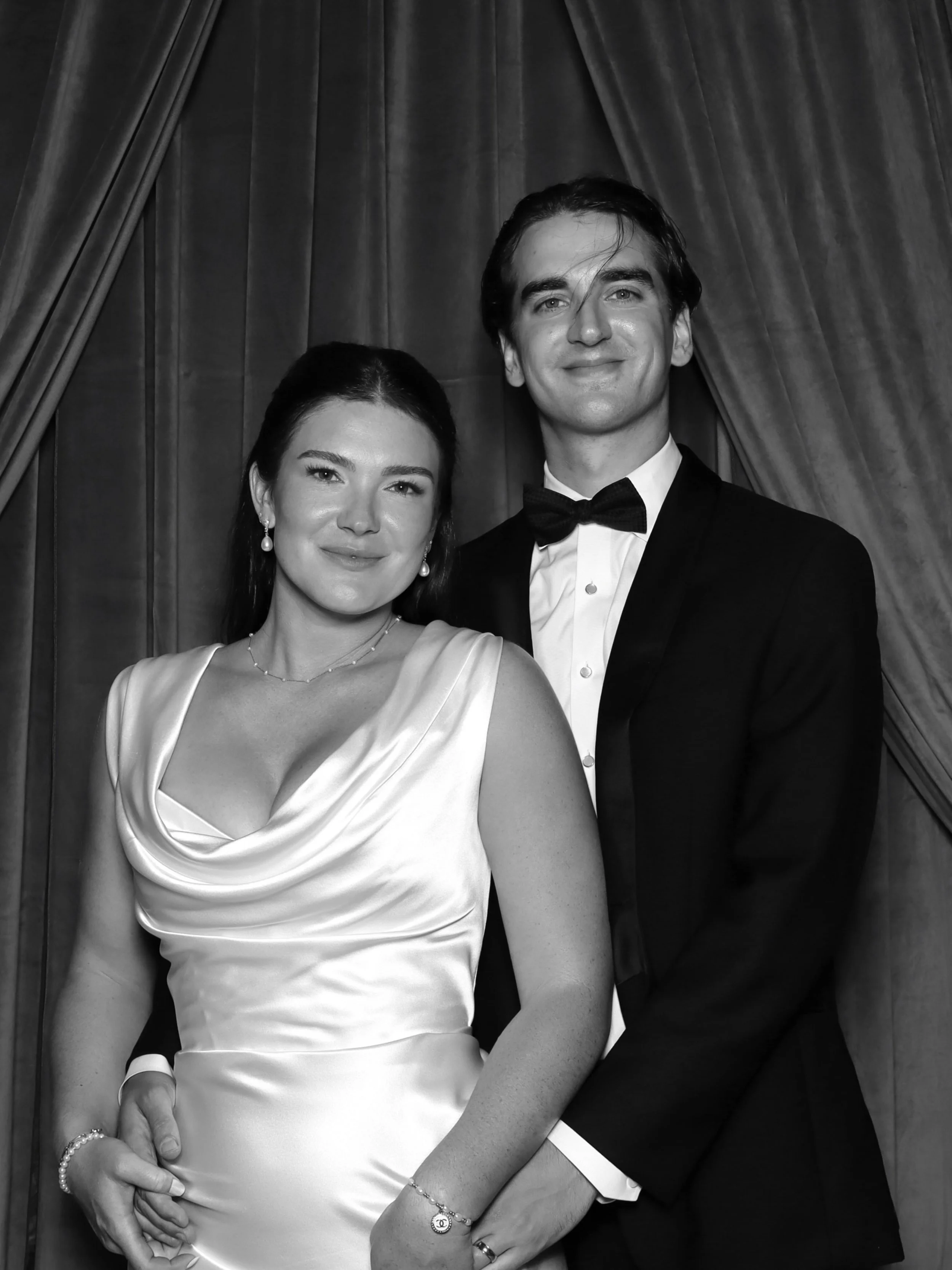 The black &amp; white glam booth effect. Congratulations to The Corydons. 🤍

[MN photo booth, Minnesota Photo Booth, Luxury Photo Booth, Wedding Photo Booth, Twin Cities Photo Booth, MN Wedding]