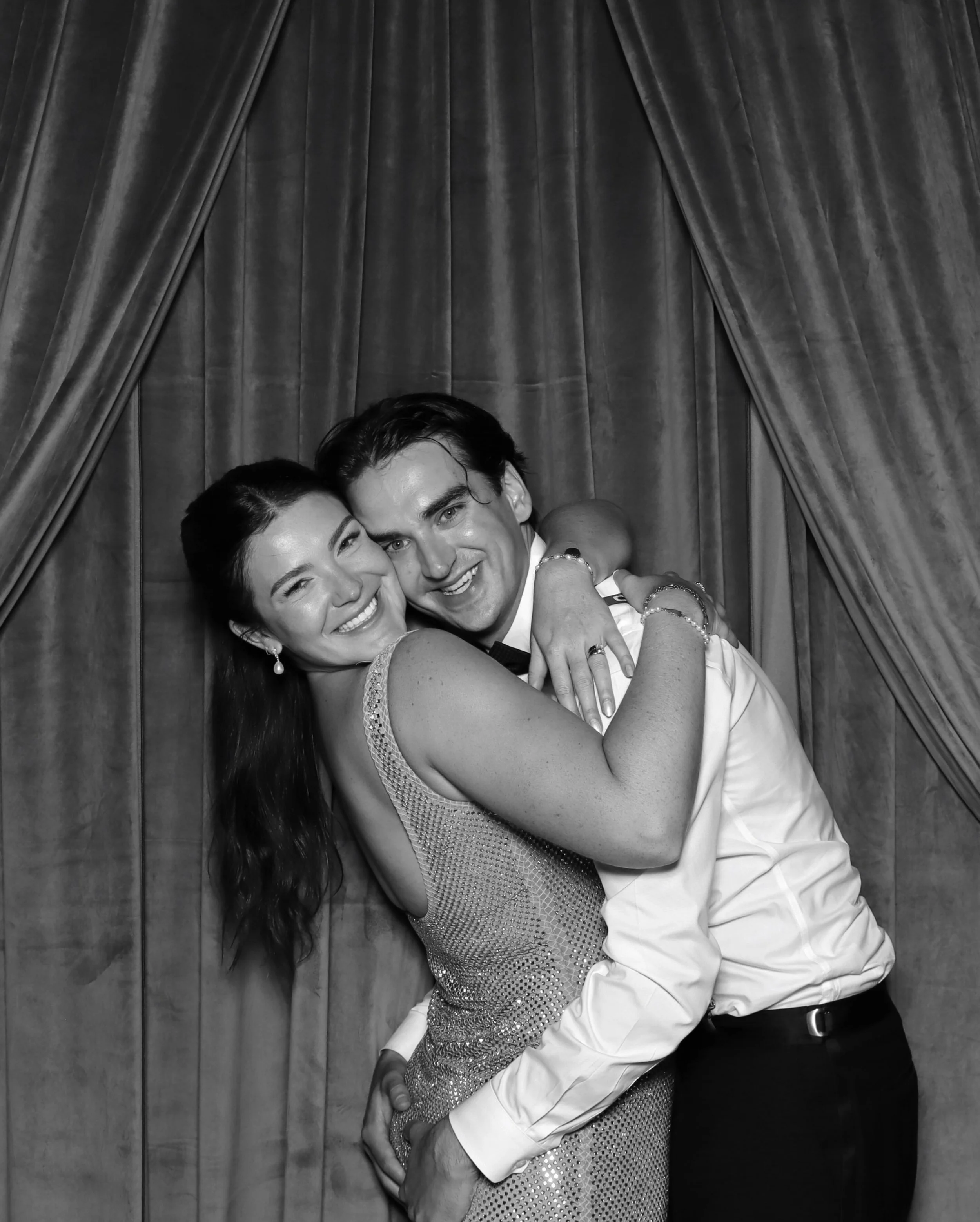 A case for doing the whole gallery in black and white. 🤍

[Minnesota Photobooth, MN Photobooth, Midwest Photobooth, Luxury Photobooth, Twin Cities Photobooth, Minneapolis Photobooth]