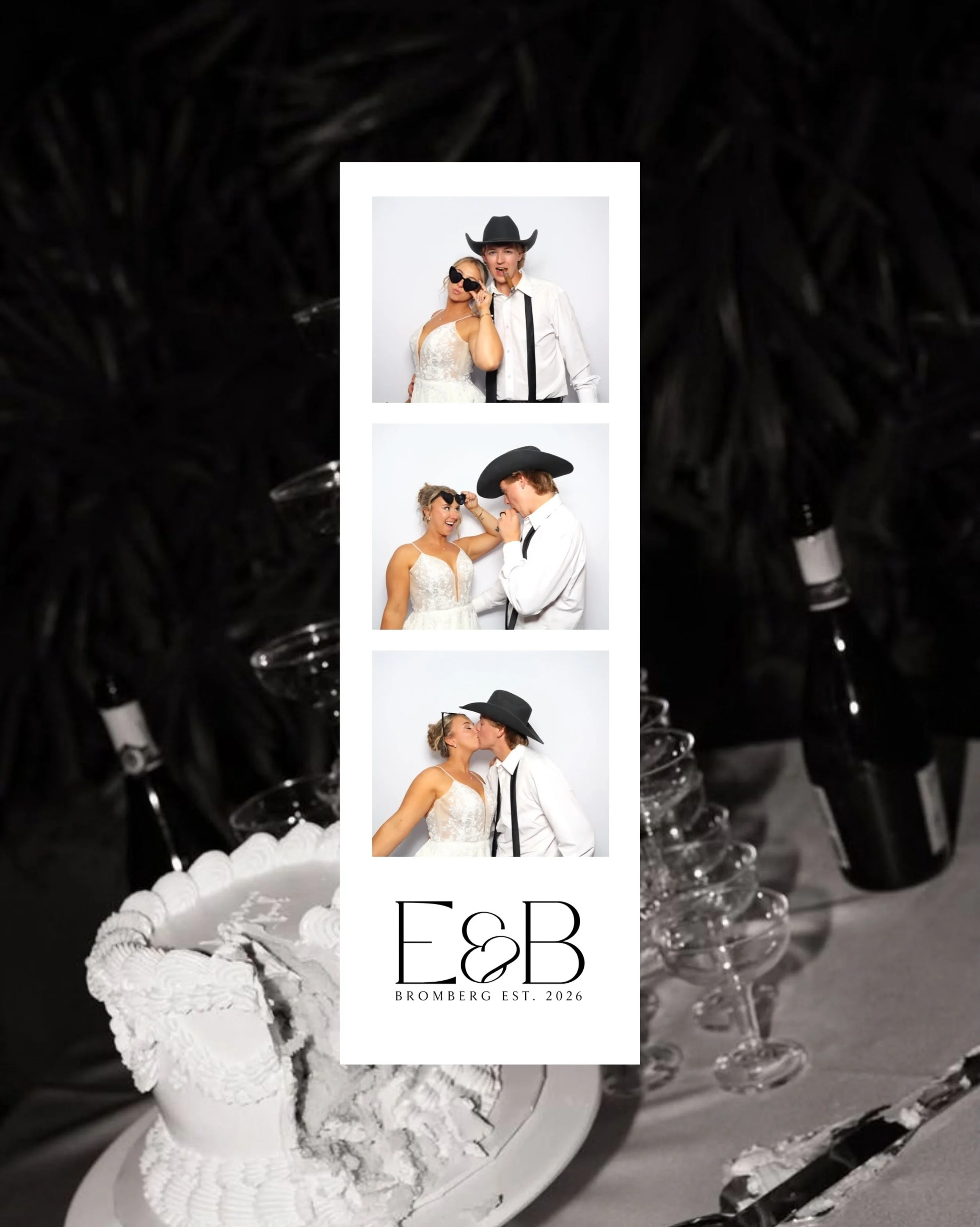 The Brombergs - 10.03.2026 🤍✨

[MN Photo Booth, Minnesota Photo Booth, Twin Cities Photo Booth, Minneapolis Photo Booth, Wedding Photo Booth, Luxury Photo Booth]