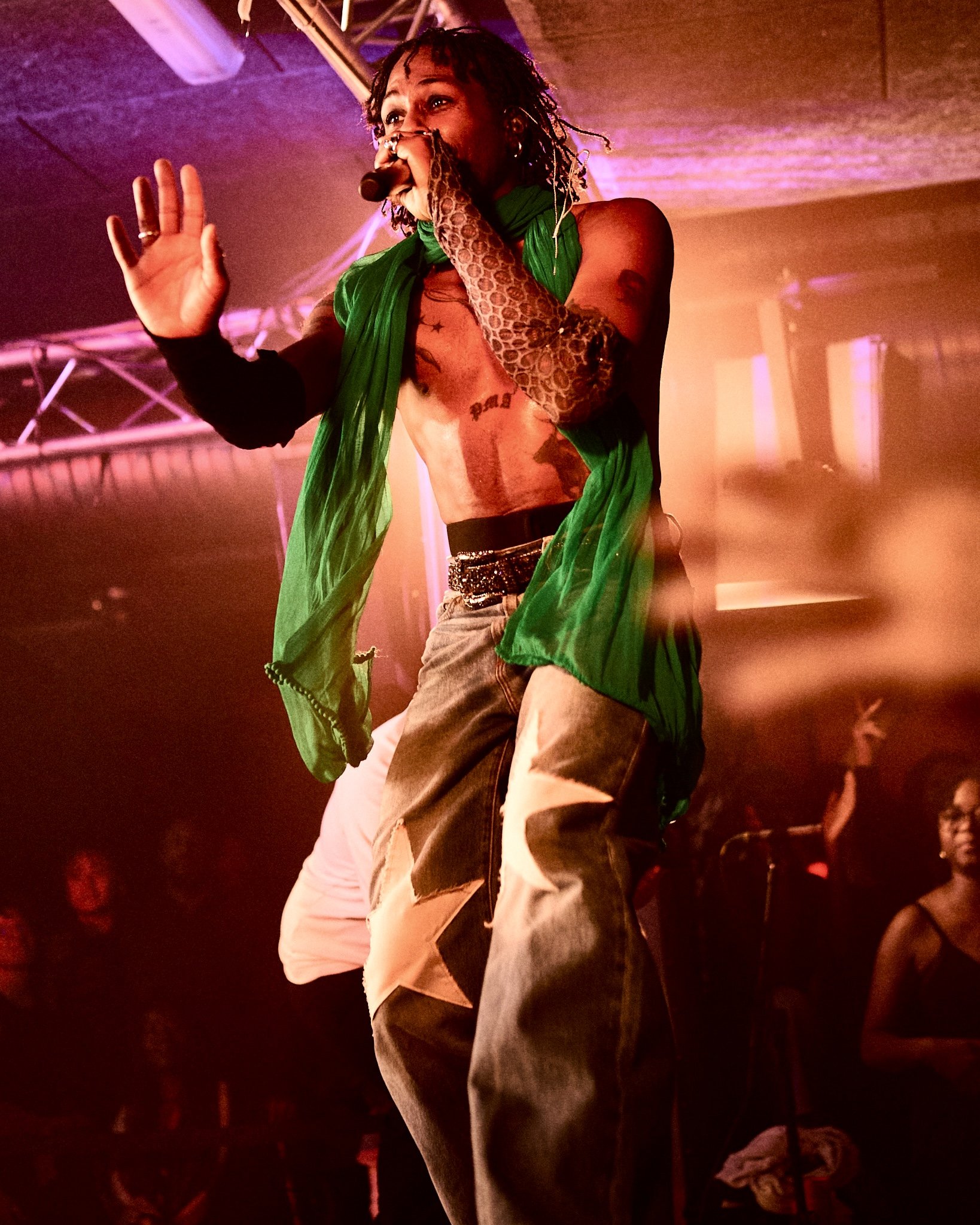 DUCKWRTH all american freakshow tour paris la bellevilloise concert review Emmaline Jeanson