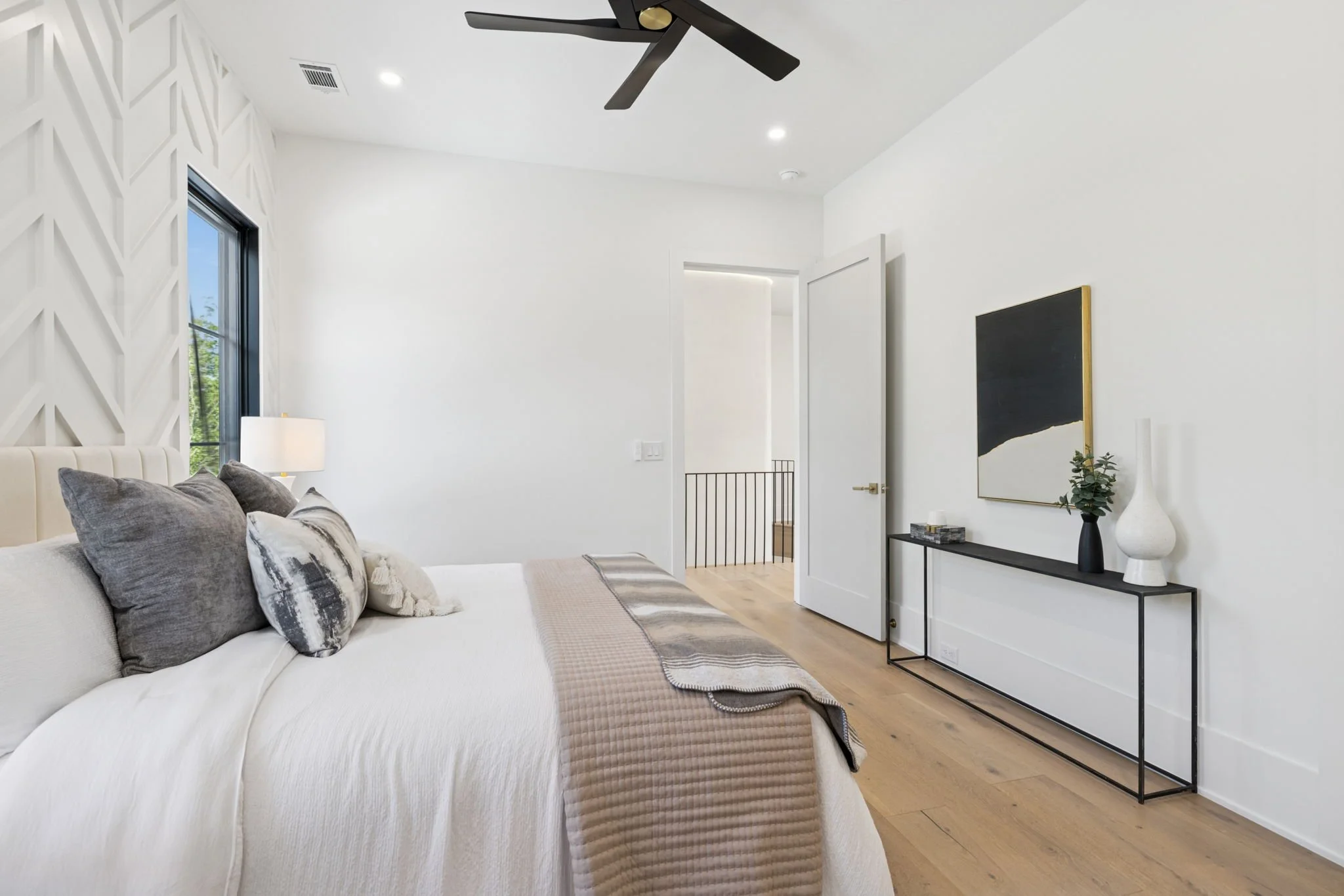 254-9636 Concord Rd - 240.jpg