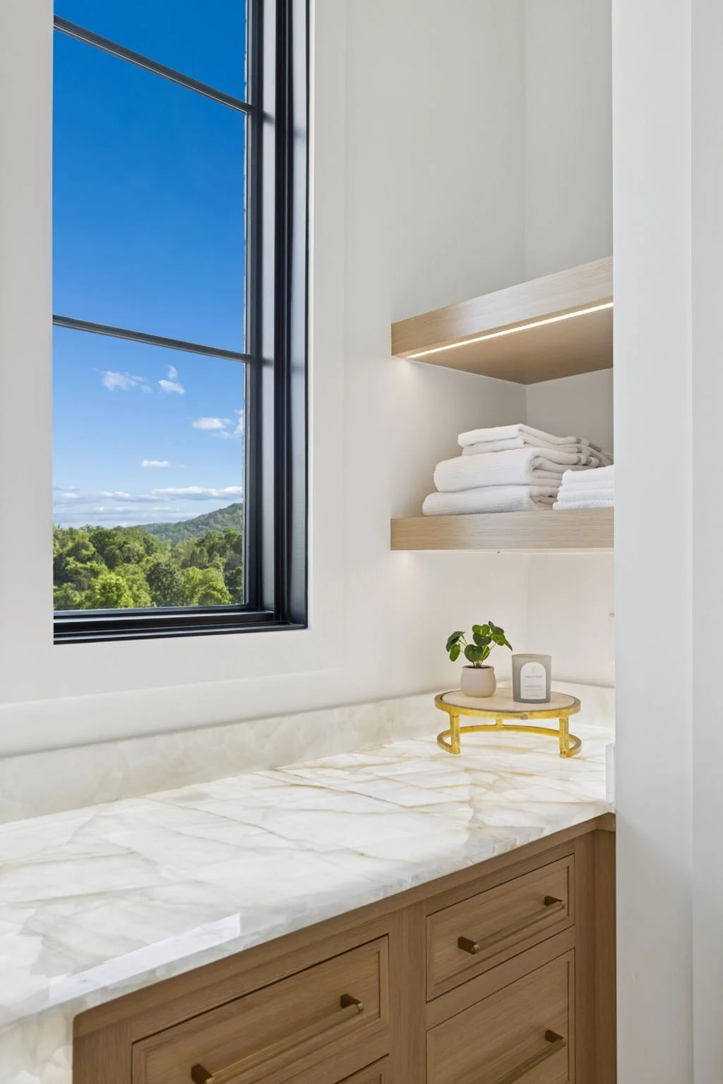 214-9636 Concord Rd - 200.jpg