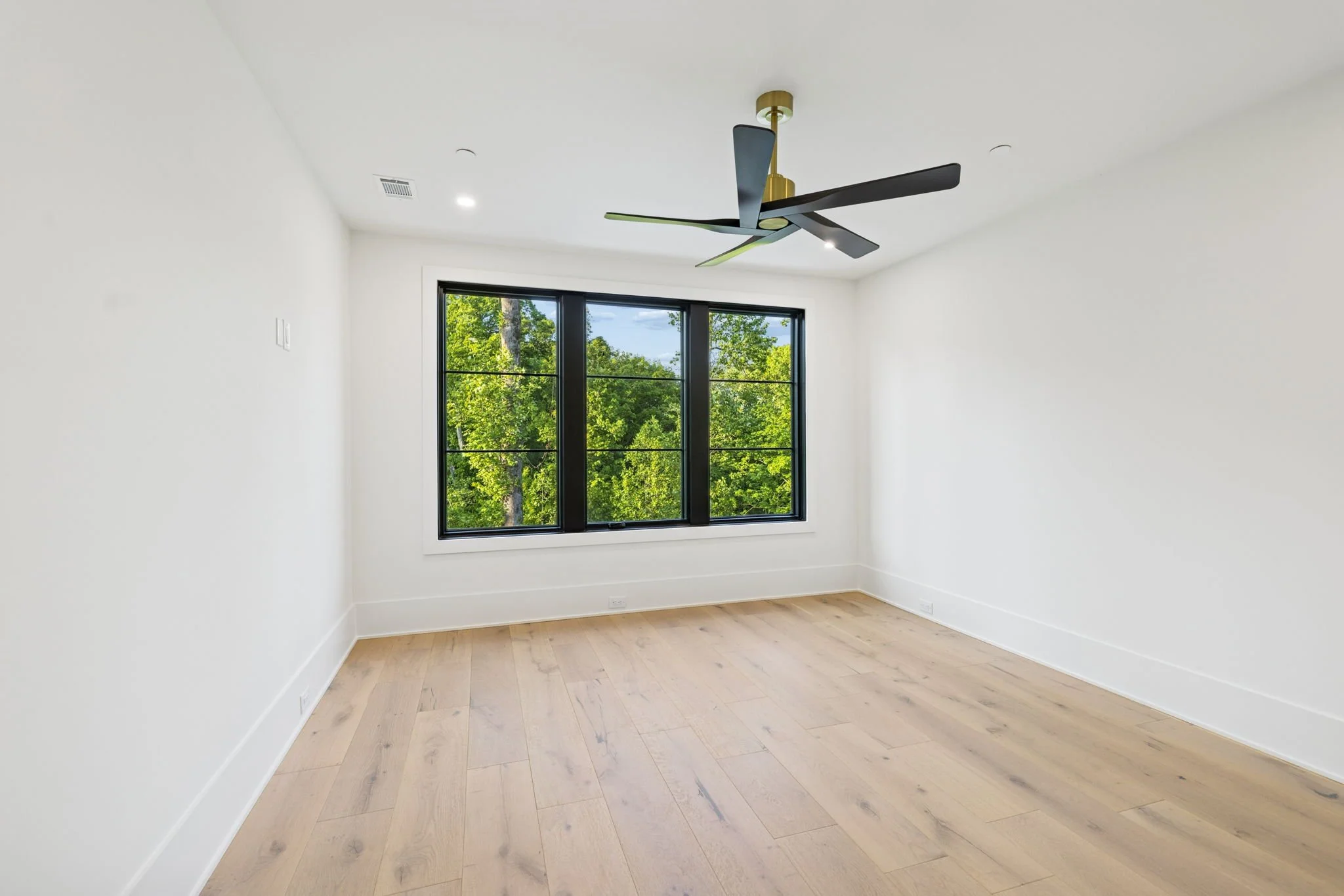 323-9636 Concord Rd - 309.jpg