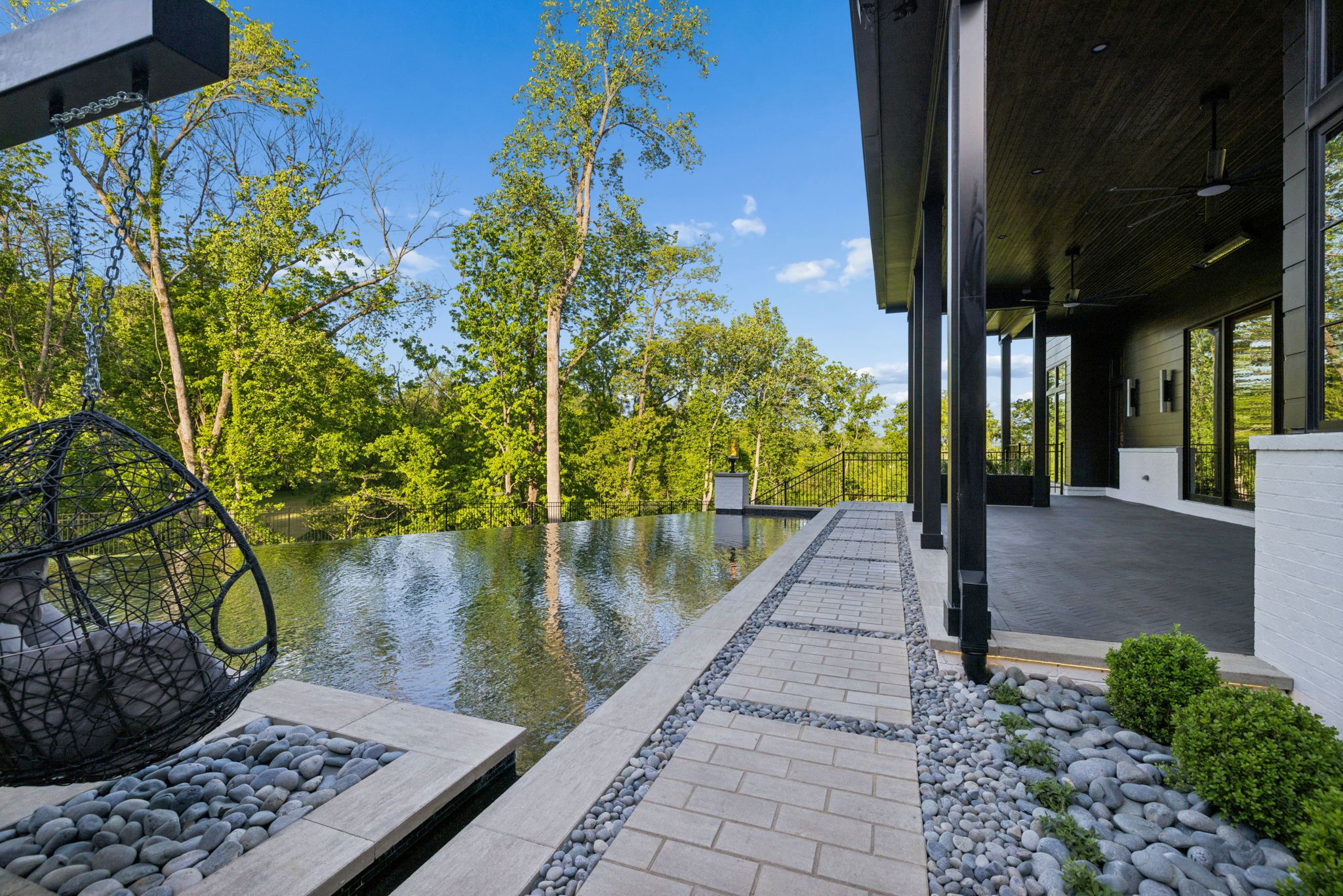 338-9636 Concord Rd - 324.jpg