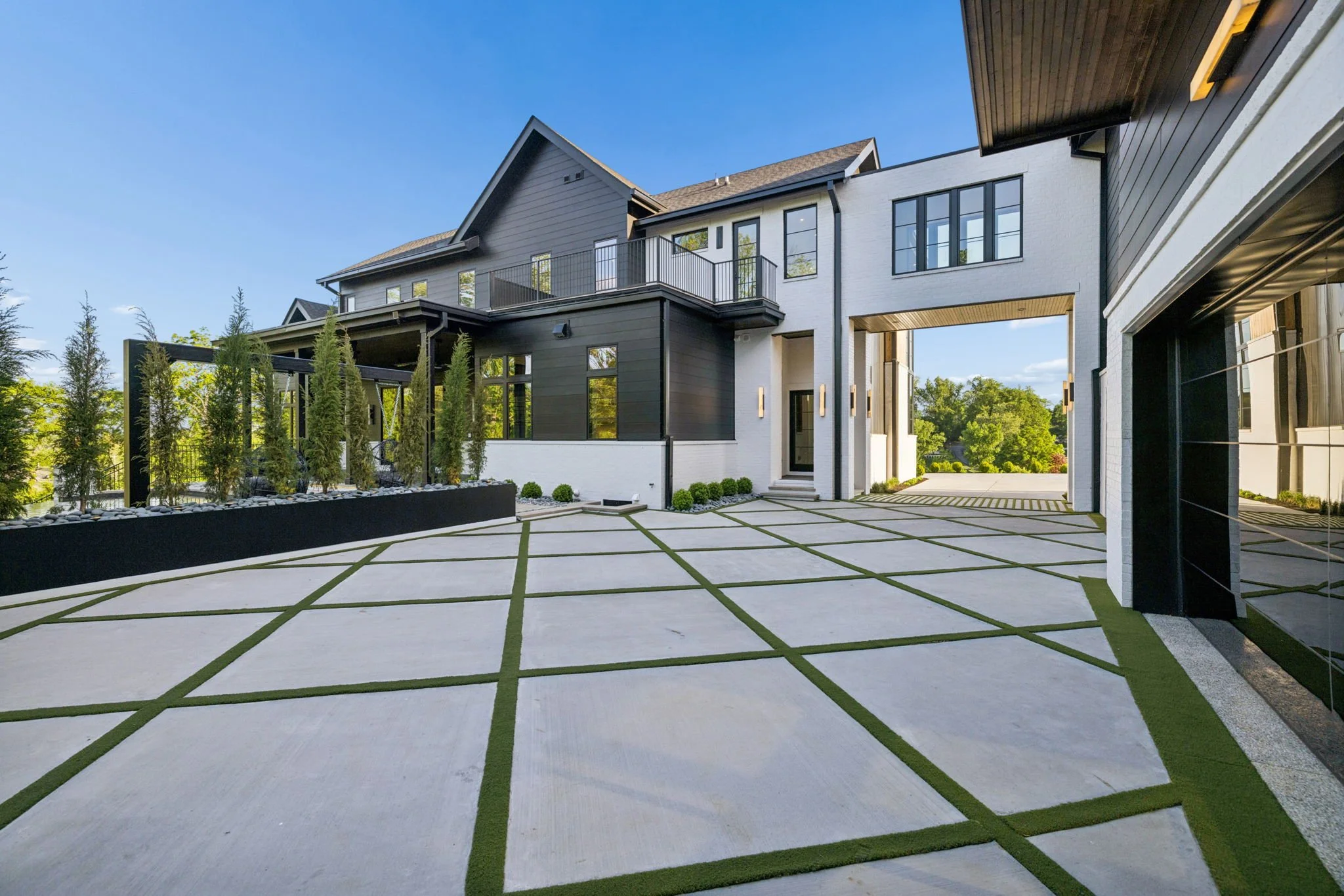 345-9636 Concord Rd - 331.jpg