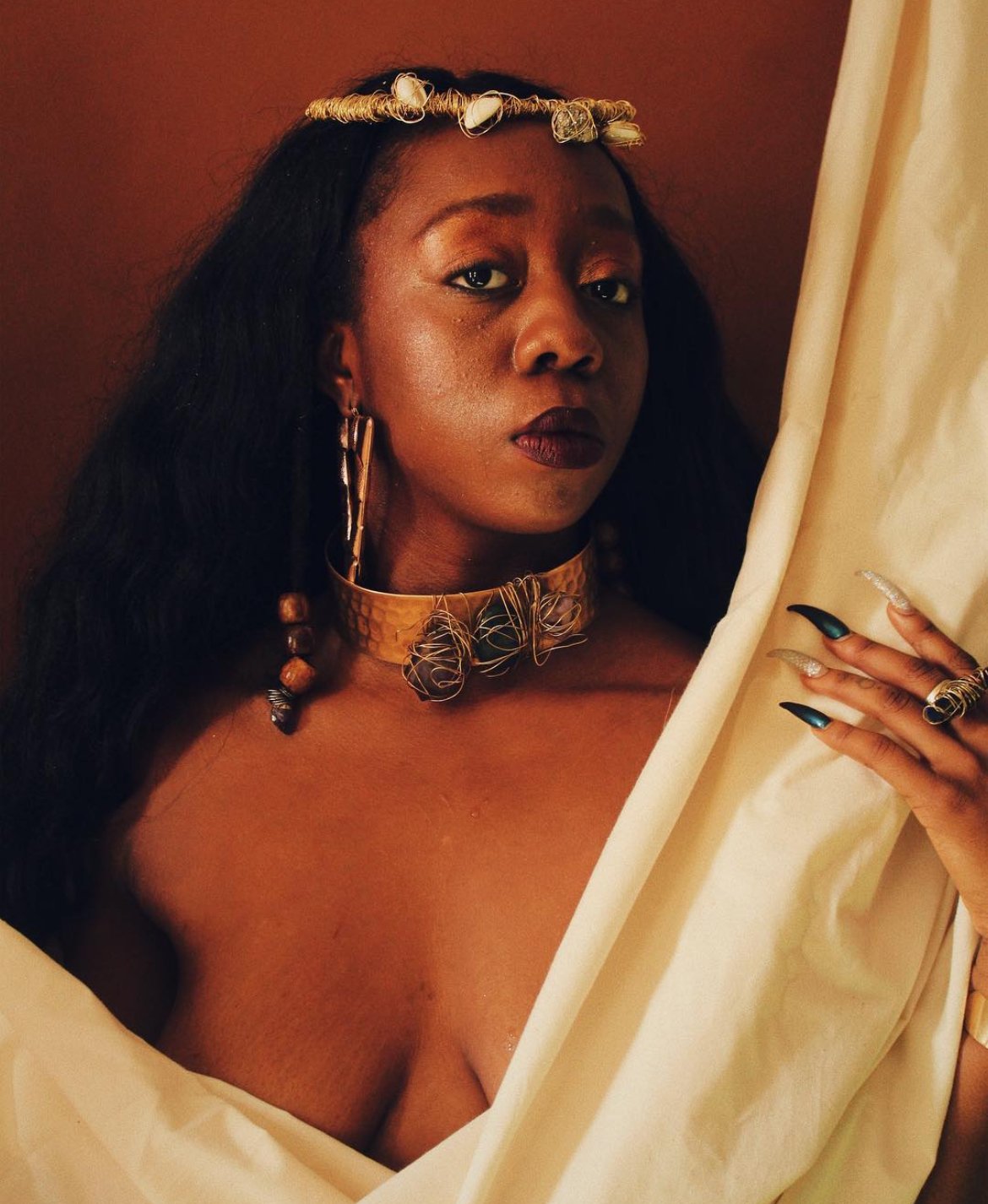 Directed by The Ellemental and Tyler Andrews 