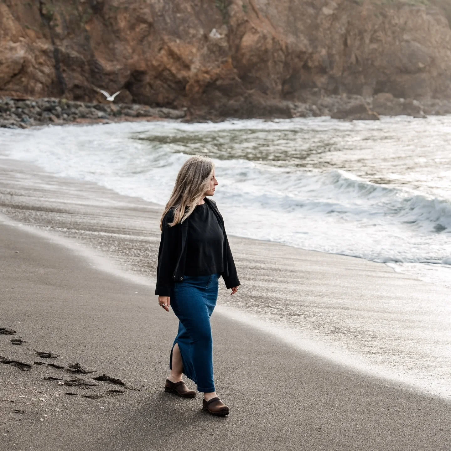 📣New on the Blog: EMDR, Explained.

You&rsquo;ve probably heard of EMDR. The &ldquo;buzzing tappers&rdquo; therapy. The one where you don&rsquo;t have to talk through every detail of your past. The one people say is weird&hellip; but also kind of wo