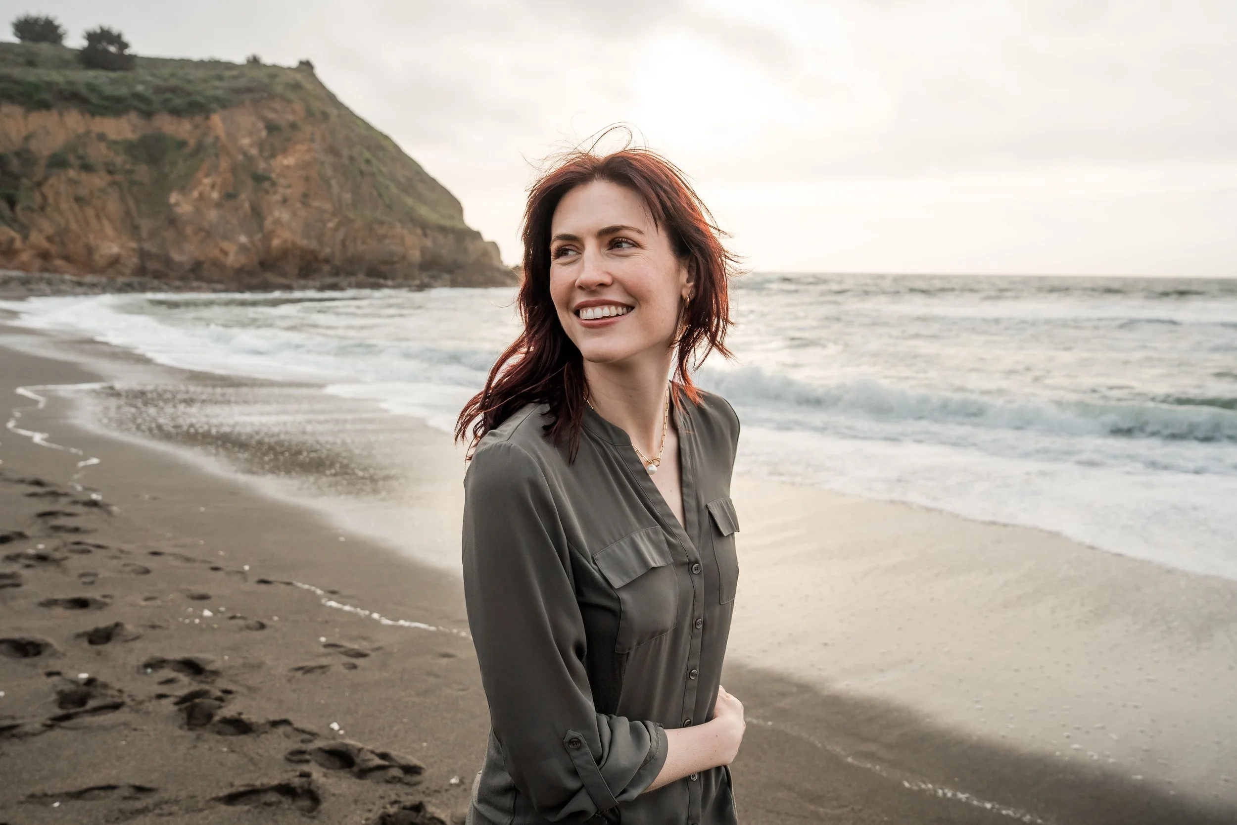 Kate Fenech, Pacifica CA therapist at Deep Dive Therapy, offering trauma and anxiety therapy for adults.