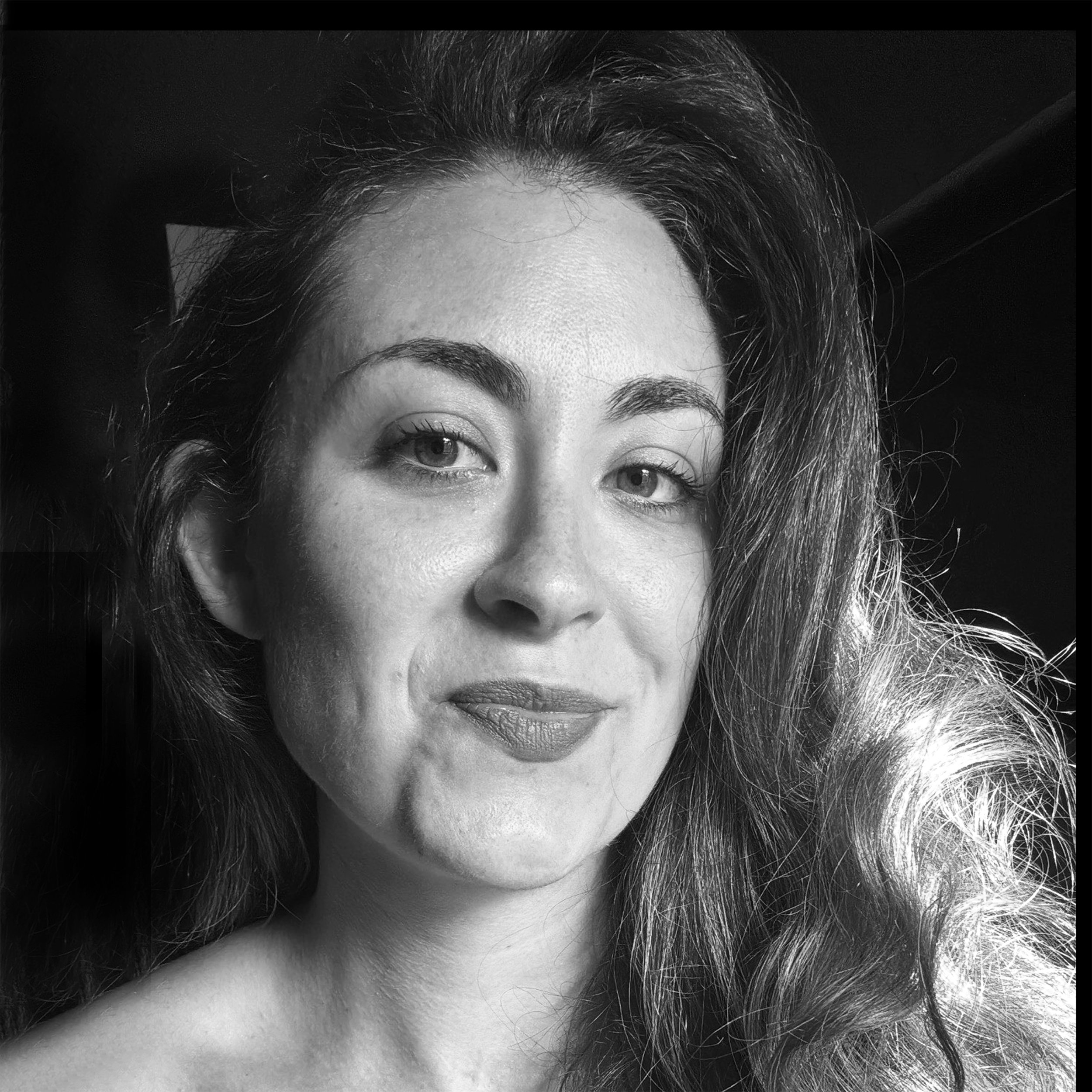 in Maine's new lifestyle magazine, we use profesisonal writers and photography to tell authentic stories