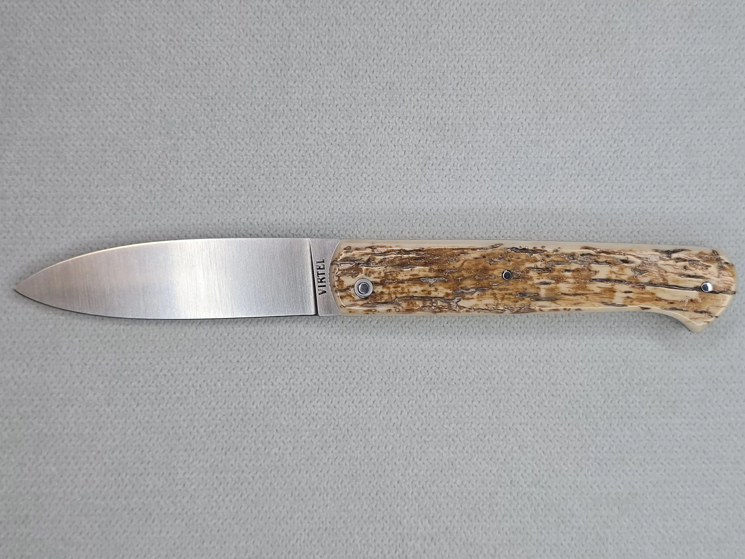 Couteau Le Maxou - Croute d'Ivoire de Mammouth / Acier Inoxydable RWL34