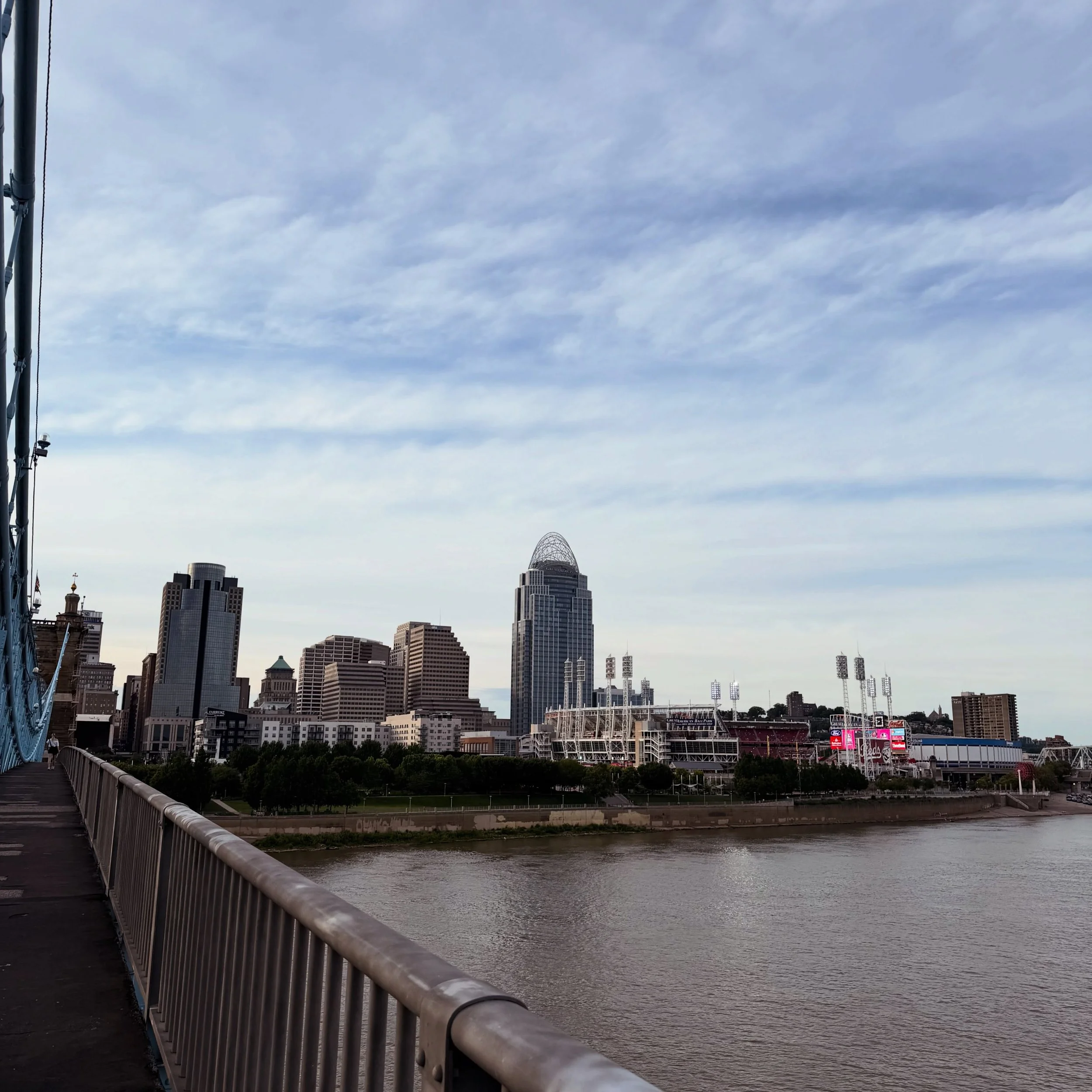 This is what living at Flats on the Row looks like. 🤍

Morning walks along the river, beautiful green spaces, and the energy of downtown Cincinnati just across the water. At Flats on the Row, you&rsquo;re close to everything while still having a pla