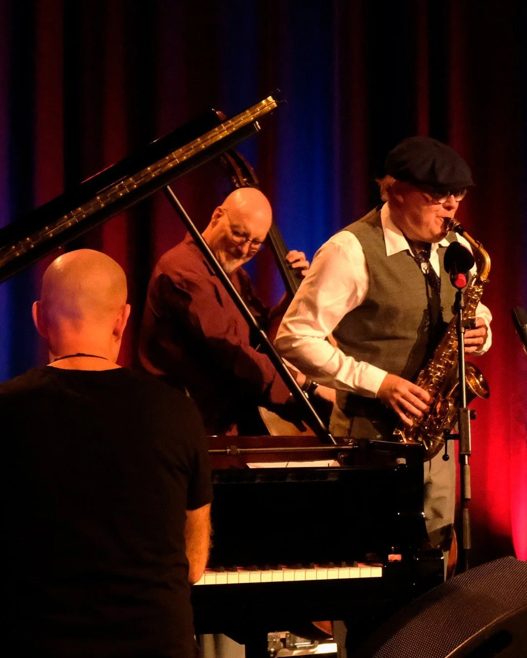 Somehow, there's still tickets available for Portable Infinity tomorrow night 😲 Late bookers/embracers of chaos, you're in luck!

Portable Infinity is a dynamic jazz quartet formed by Danish saxophonis Benjamin Koppel, one of Europe&rsquo;s leading 
