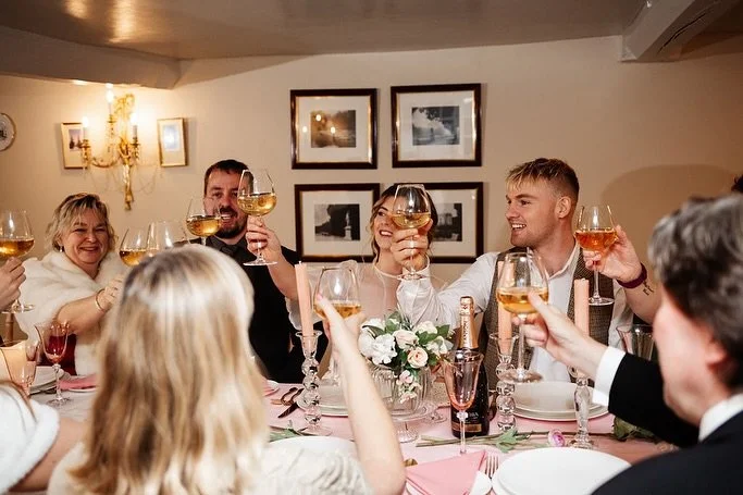 Our charming cottage offers the perfect romantic setting for a micro ceremony with your very own celebrant, Pamela. From ring warming to unity candles, let those closest to you be part of the service.
Elegant and calm, it&rsquo;s a beautiful space wh