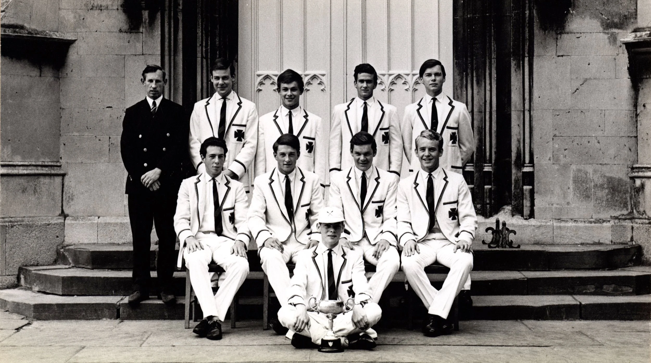 Rowing+1st+VIII+1965.jpg