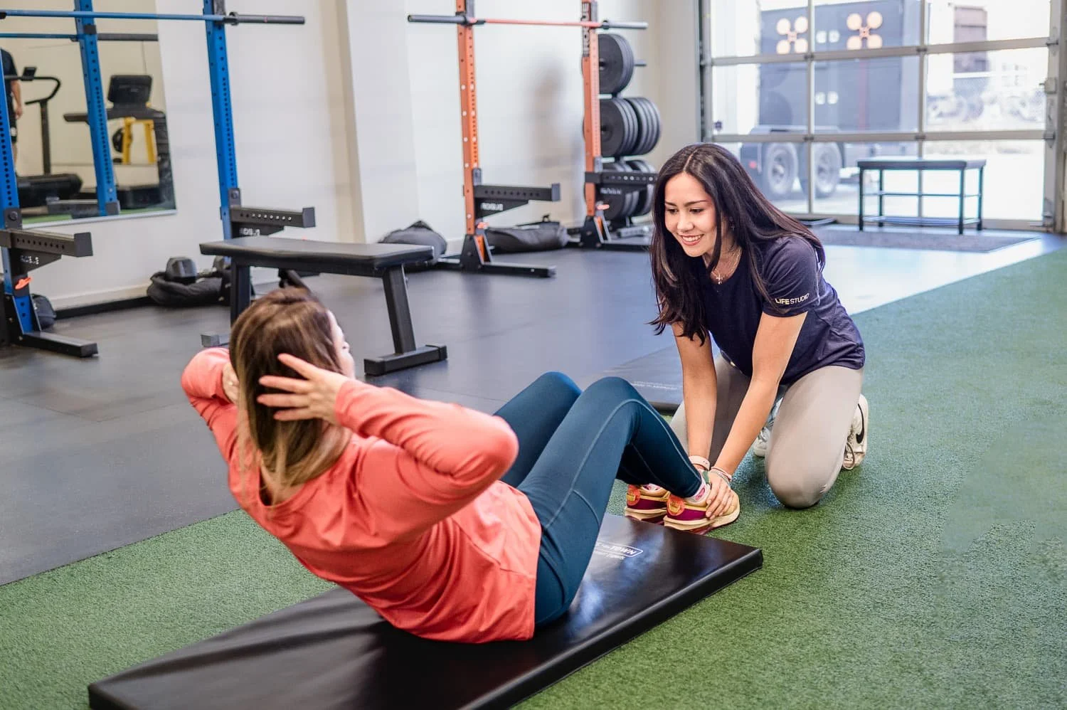 What Is a Personal Trainer and How Can They Help You Lose Weight? 1 personal trainer for weight loss in north vancouver