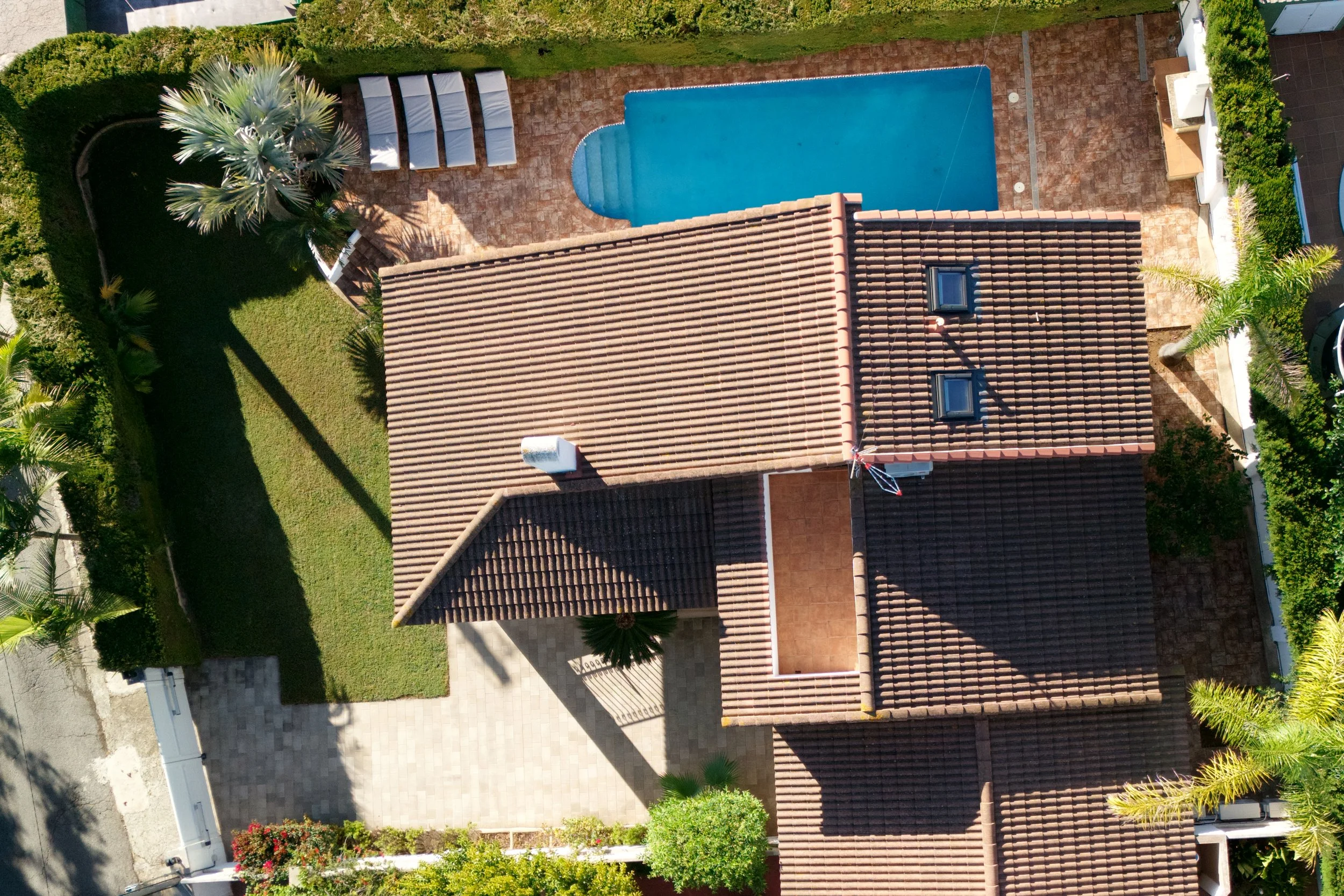 Cuánto Cuesta un Fotógrafo Inmobiliario en Tarragona [2026]: Guía de Precios