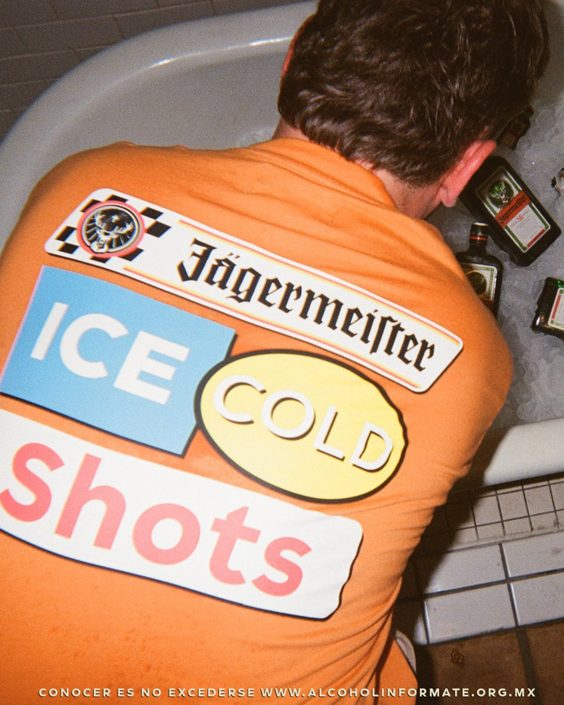 ¿Quién más quiere una de estas para sus noches de shots 👀🔥#Jägermeister #IceColdShots.jpg