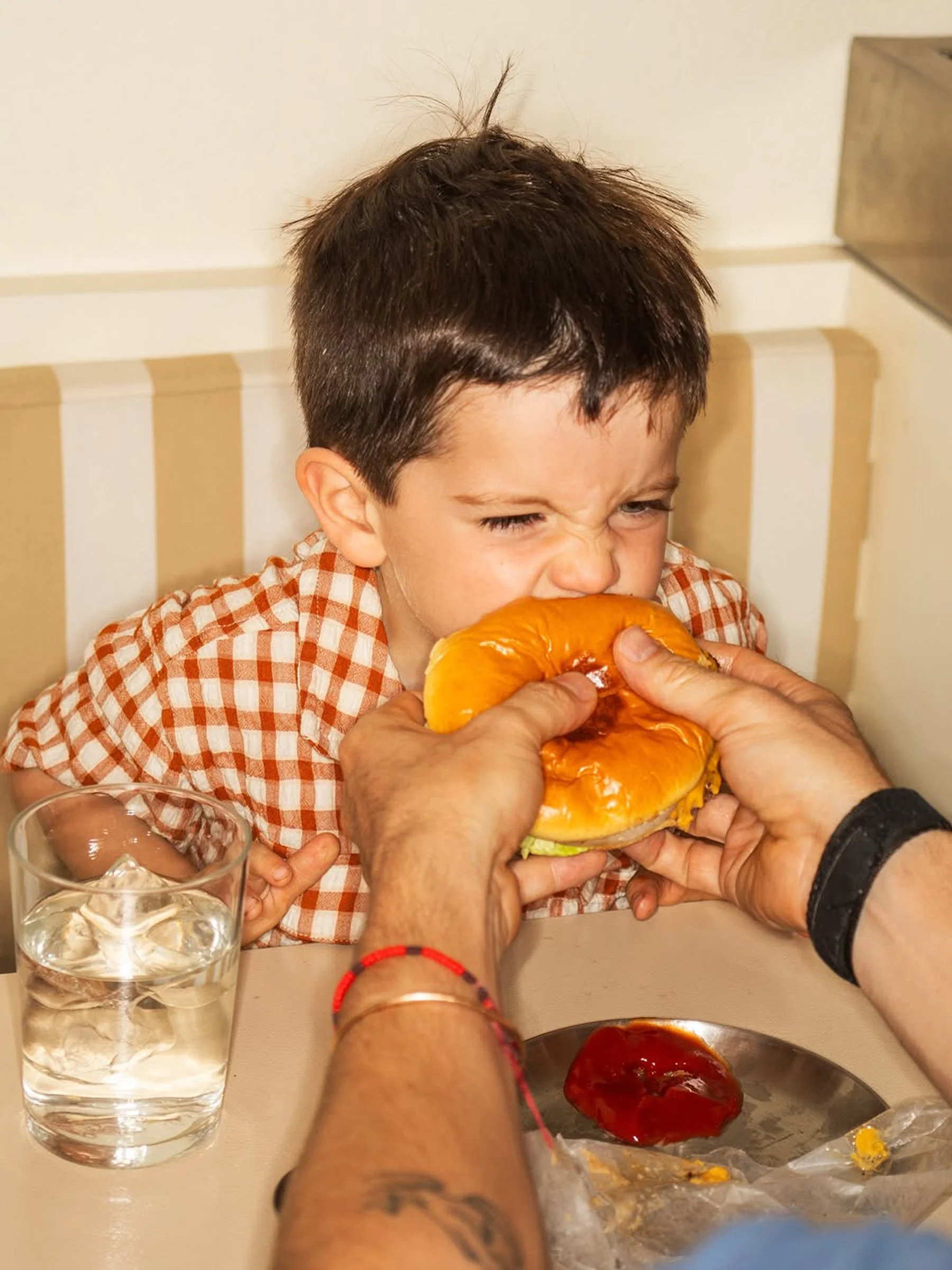 Feliz día del niño 🍔.jpg