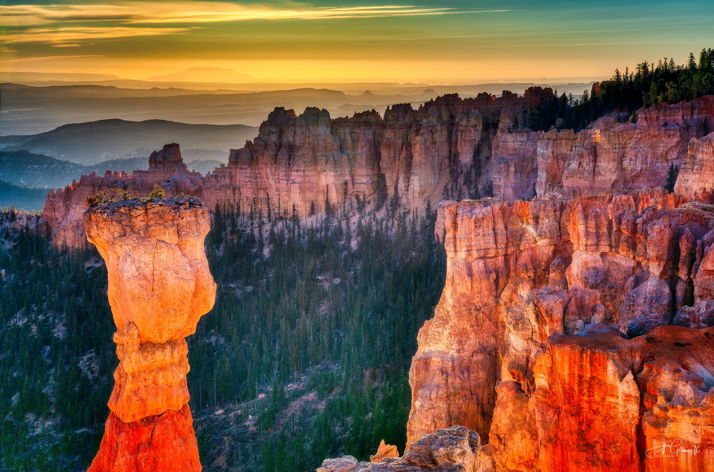 2018-11-07 07-33-08 Bryce Rainbow Point 0312_edit-Edit-Edit.jpg