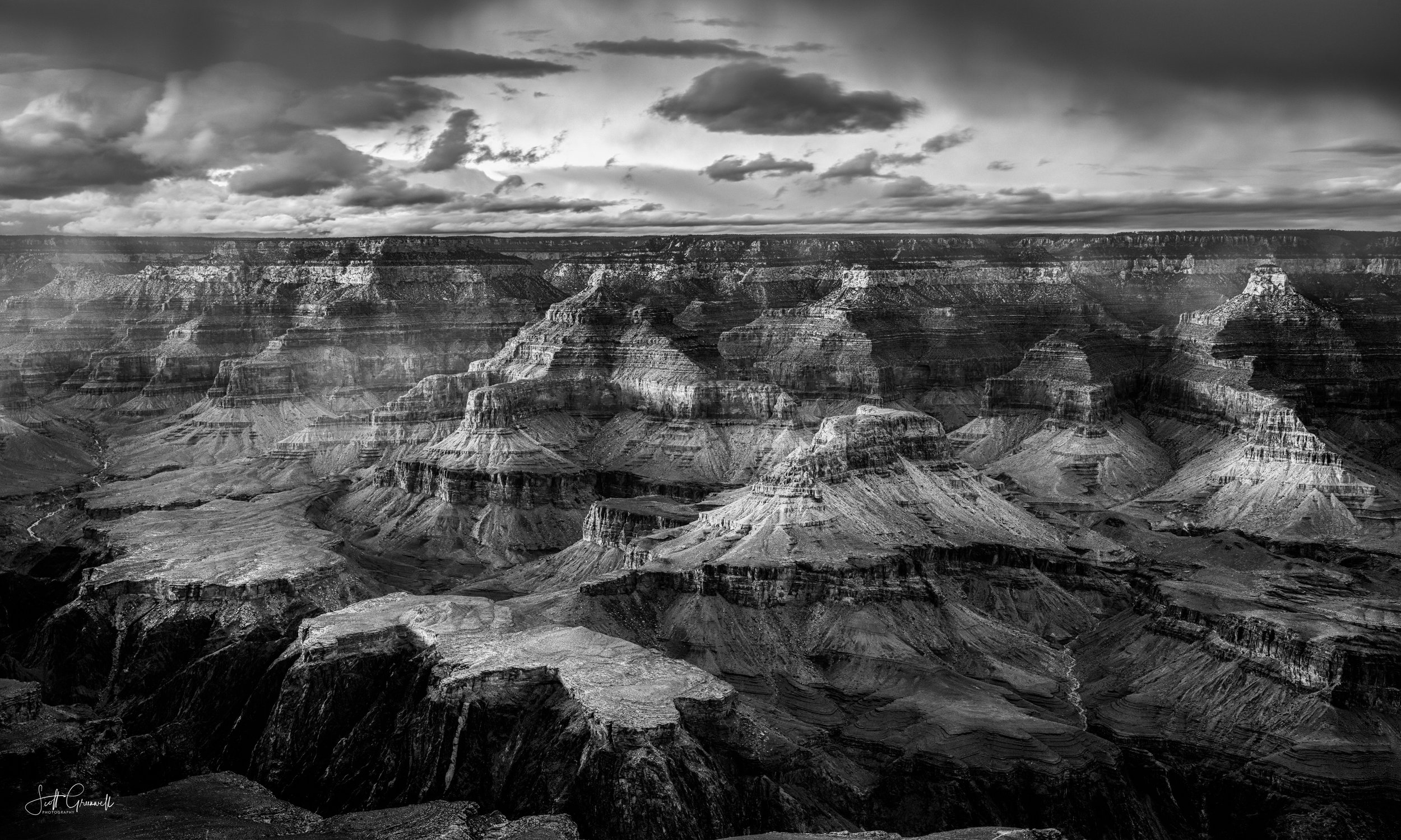 2022-10-23 193927 Grand Canyon 0180_AuroraHDR2019-edit-1-Edit.jpg