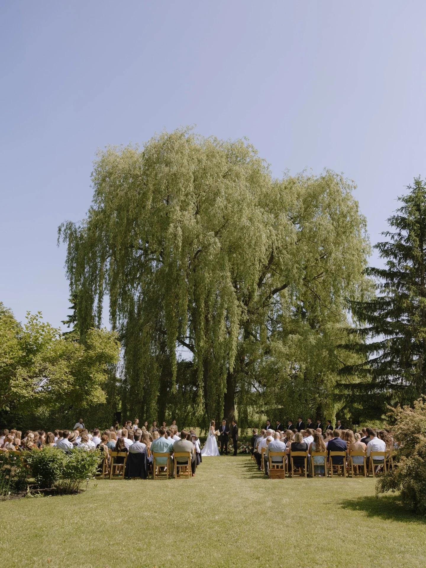 What better day than Valentine&rsquo;s Day to share more photos from our wedding now that I&rsquo;m finally done editing them!!💌 

Our wedding ceremony was the most beautiful afternoon as our family, friends &amp; all the people who have loved, shap