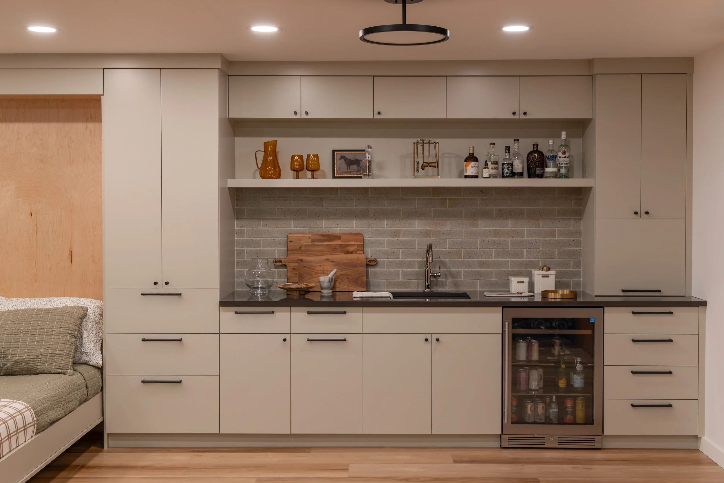 Skyline Basement_18.jpg