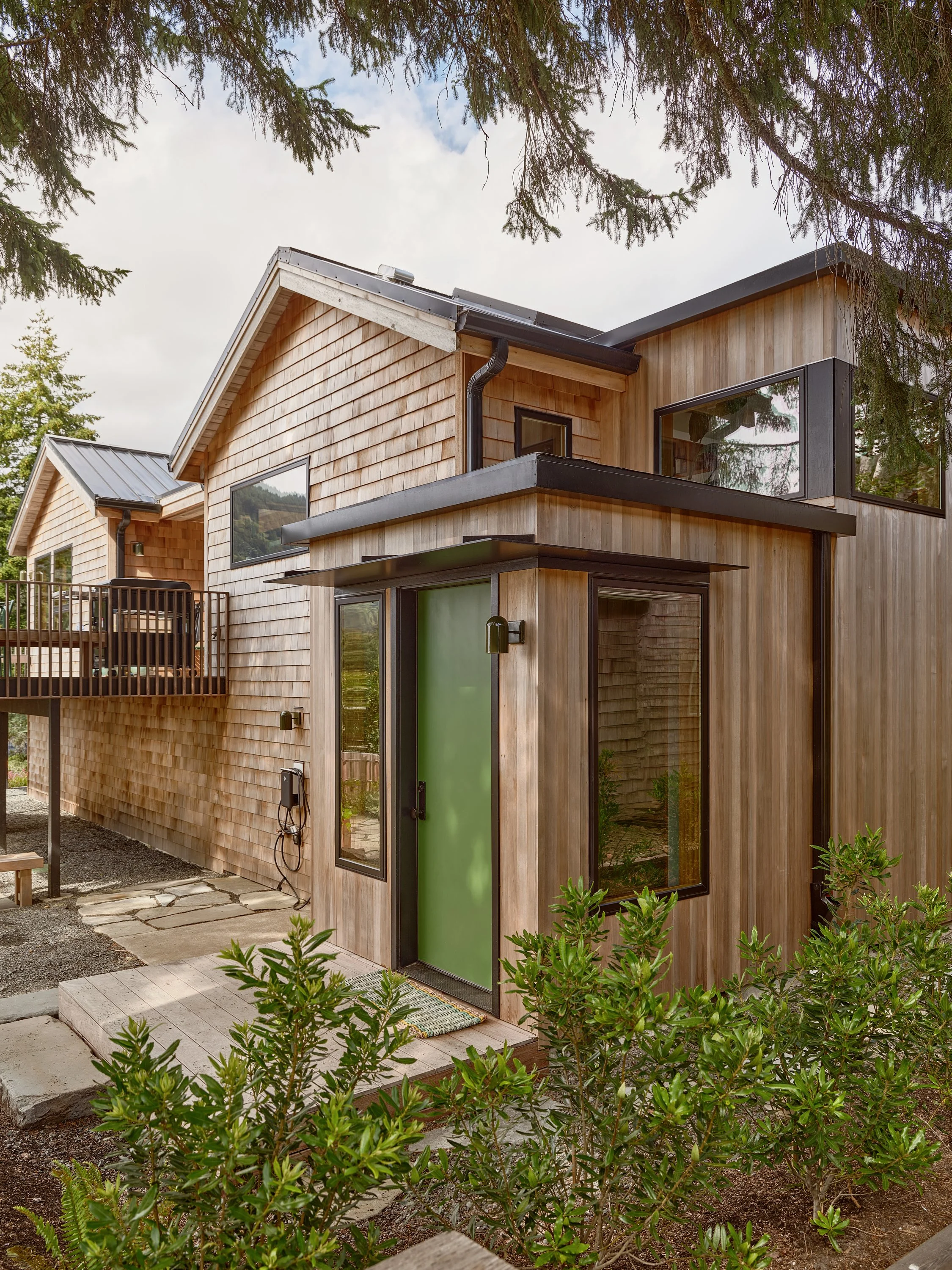 UniversityManzanita__Exteriors_020.jpg