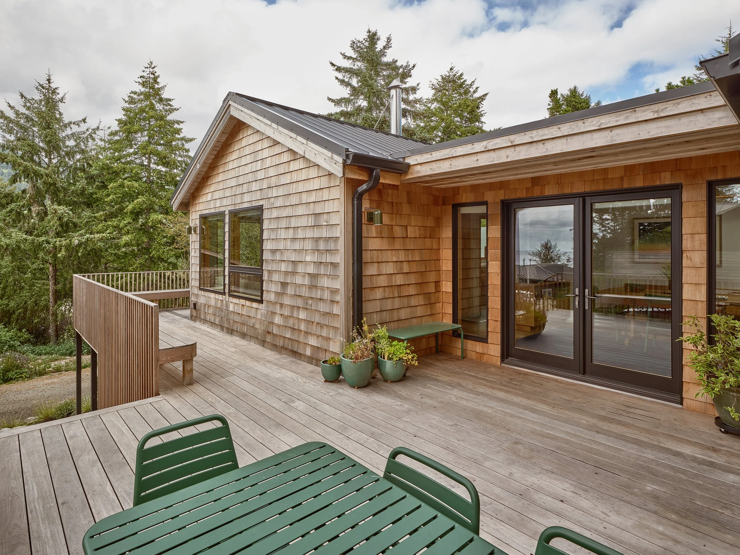 UniversityManzanita__Exteriors_014.jpg